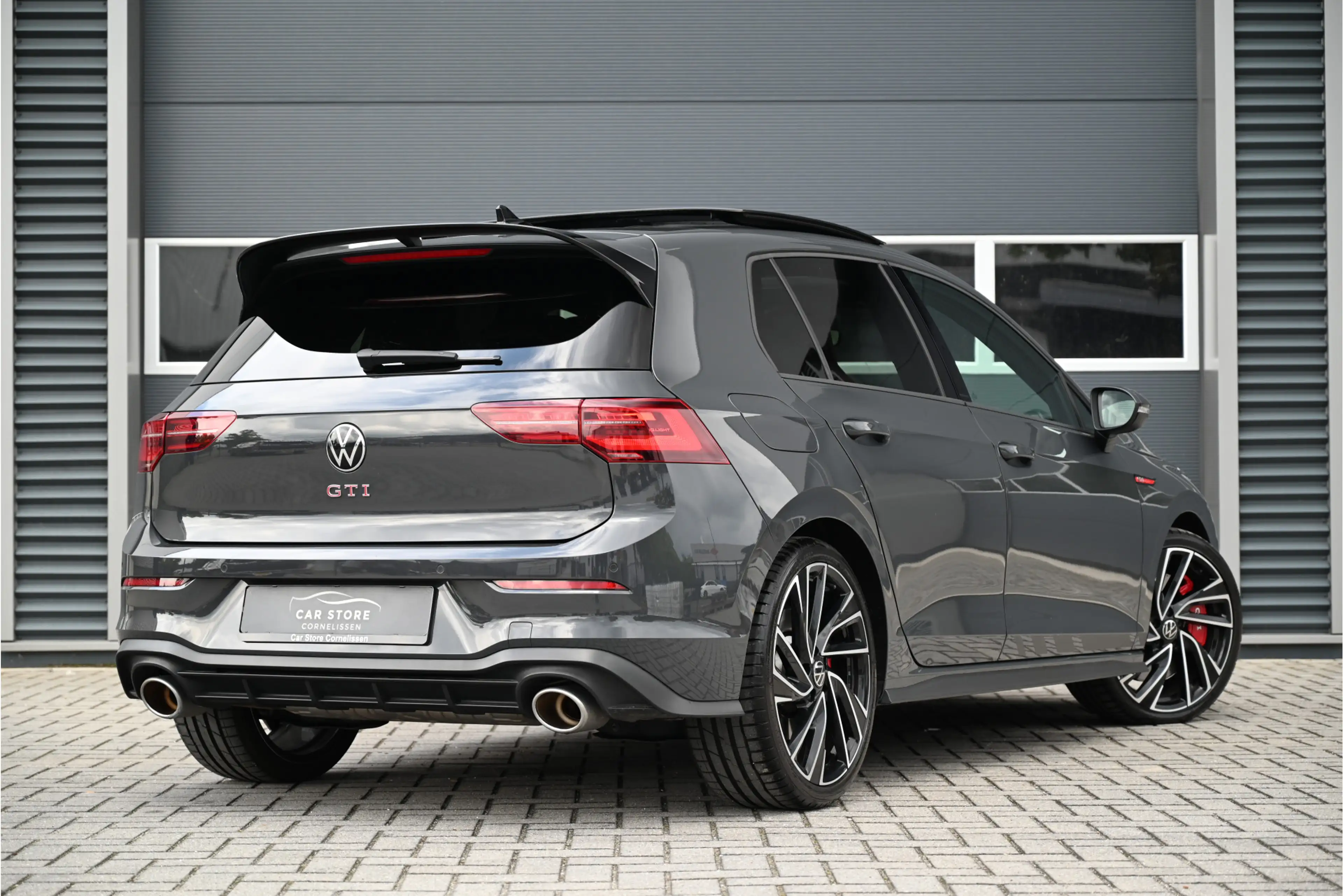 Volkswagen Golf GTI 2.0 TSI CLUBSPORT 300 PK / PANO / IQ LIGHTS / DCC — photo 2
