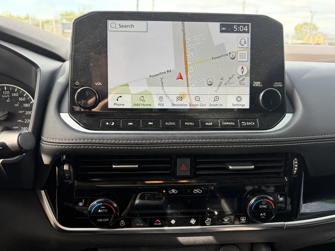 Nissan Rogue снимка Nissan Rogue