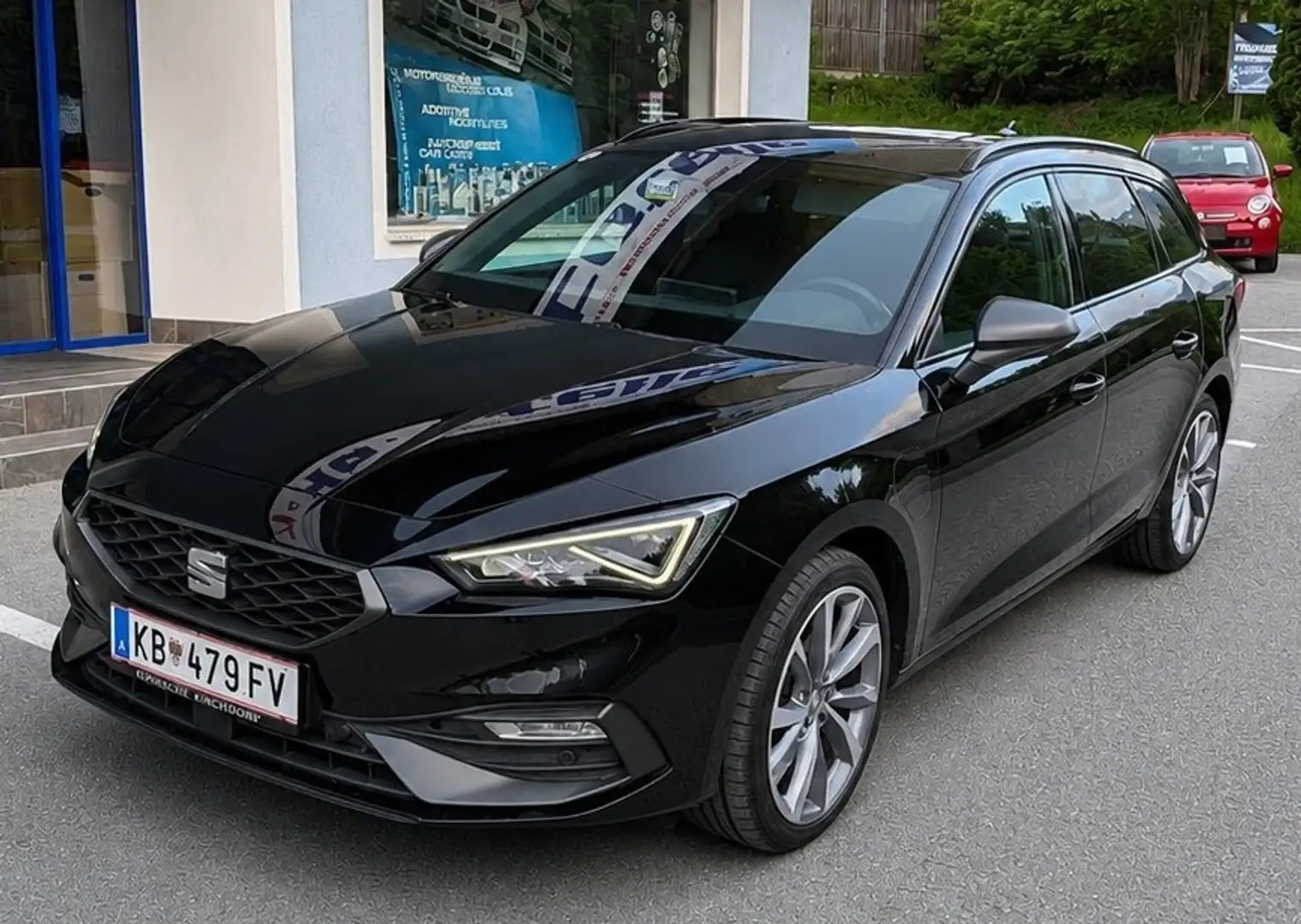 SEAT Leon e-Hybrid FR 150/204 ps Schwarz - 1