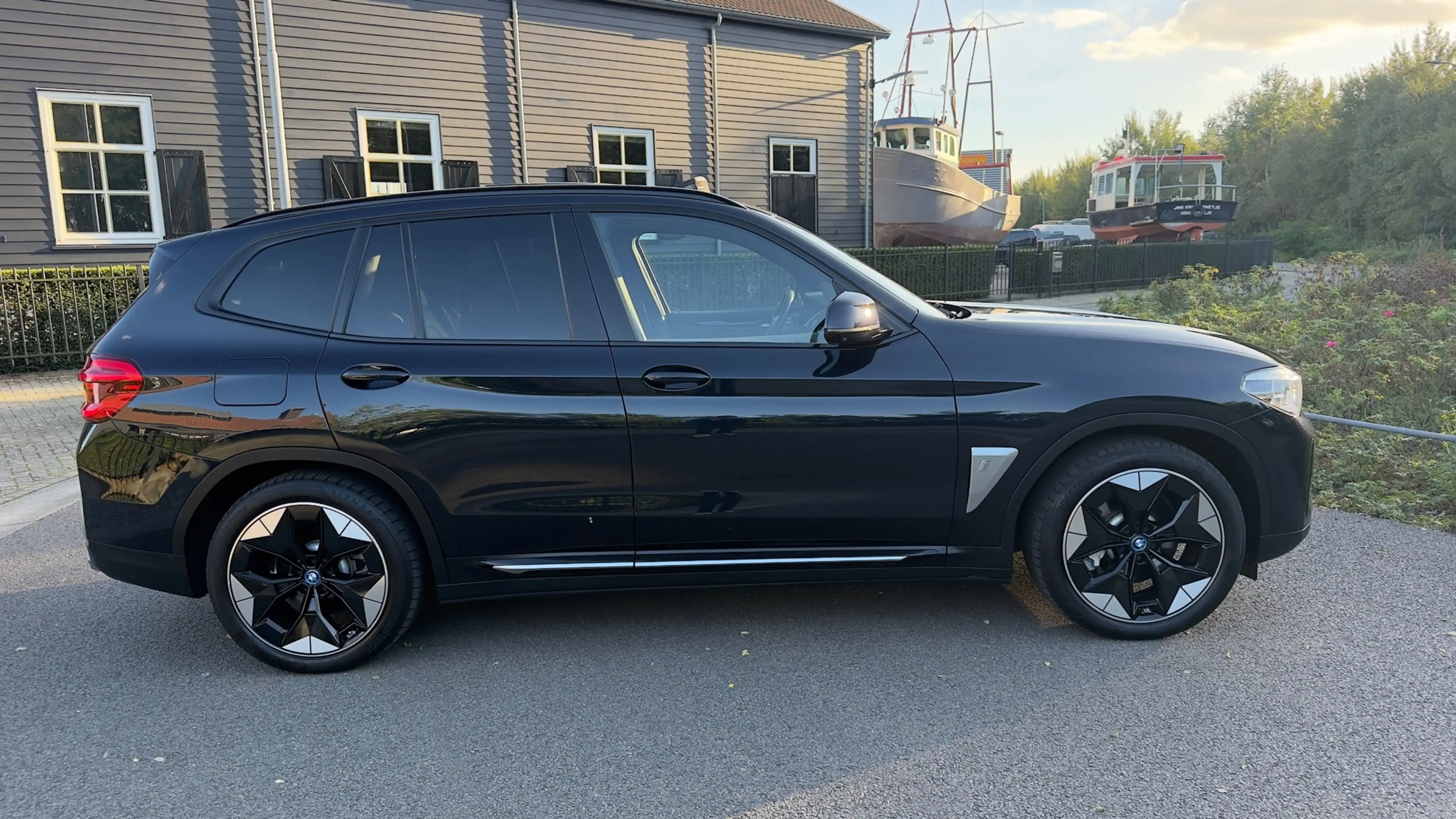 BMW iX3 High Executive 80 kWh SOH 98% PANORAMADAK/HEAD-UP/ — photo 32