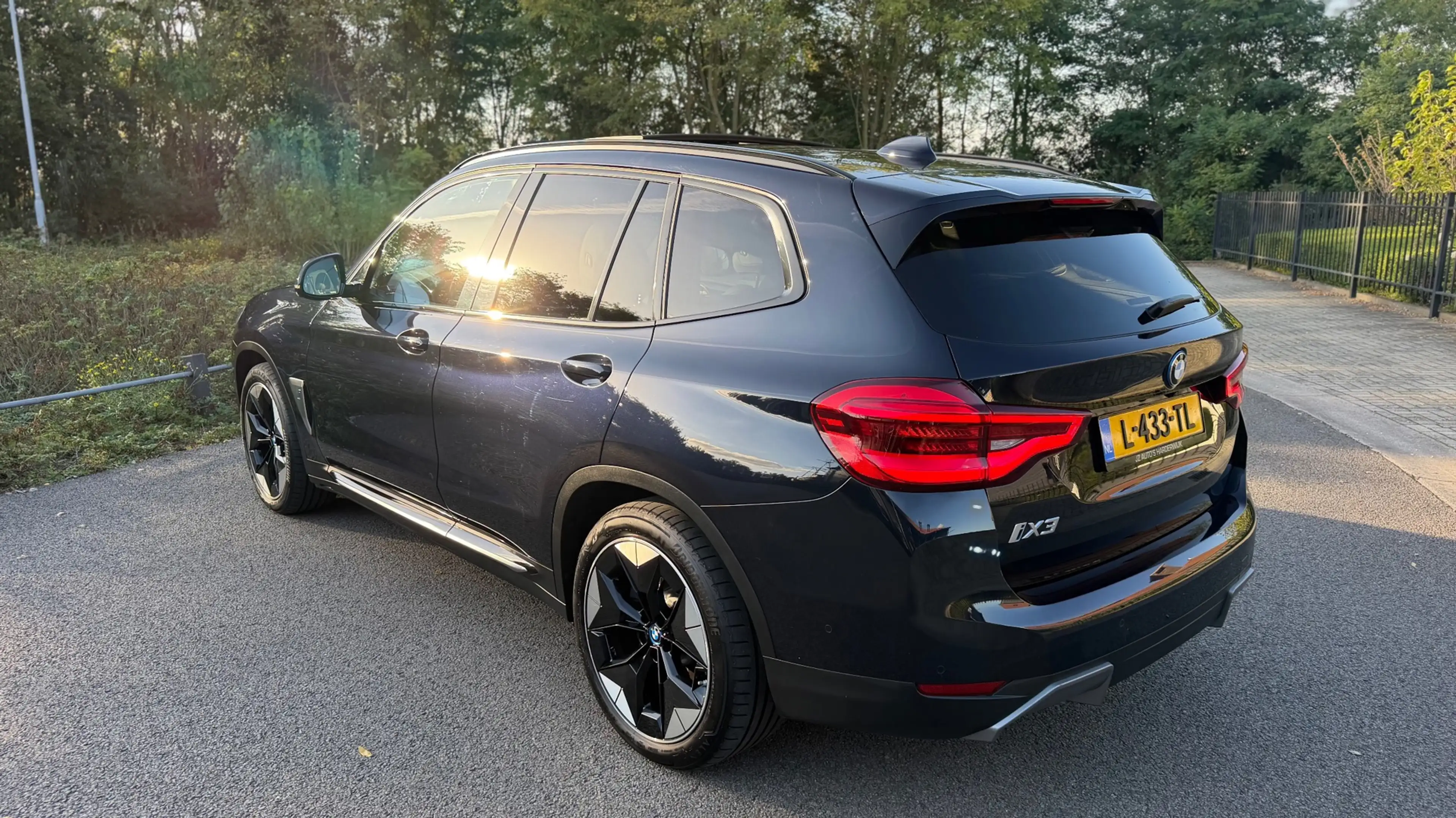 BMW iX3 High Executive 80 kWh SOH 98% PANORAMADAK/HEAD-UP/ — photo 4