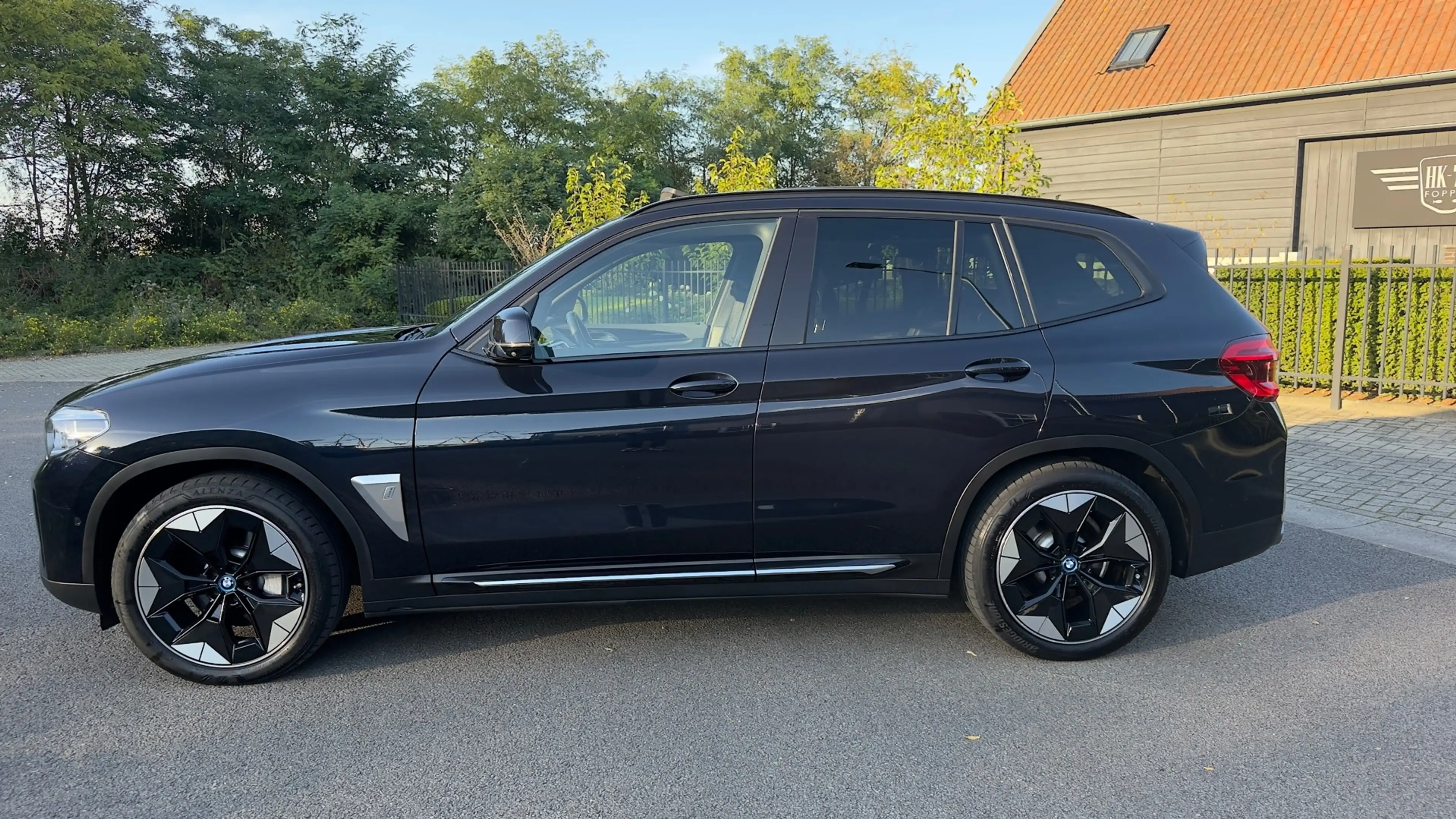 BMW iX3 High Executive 80 kWh SOH 98% PANORAMADAK/HEAD-UP/ — photo 2