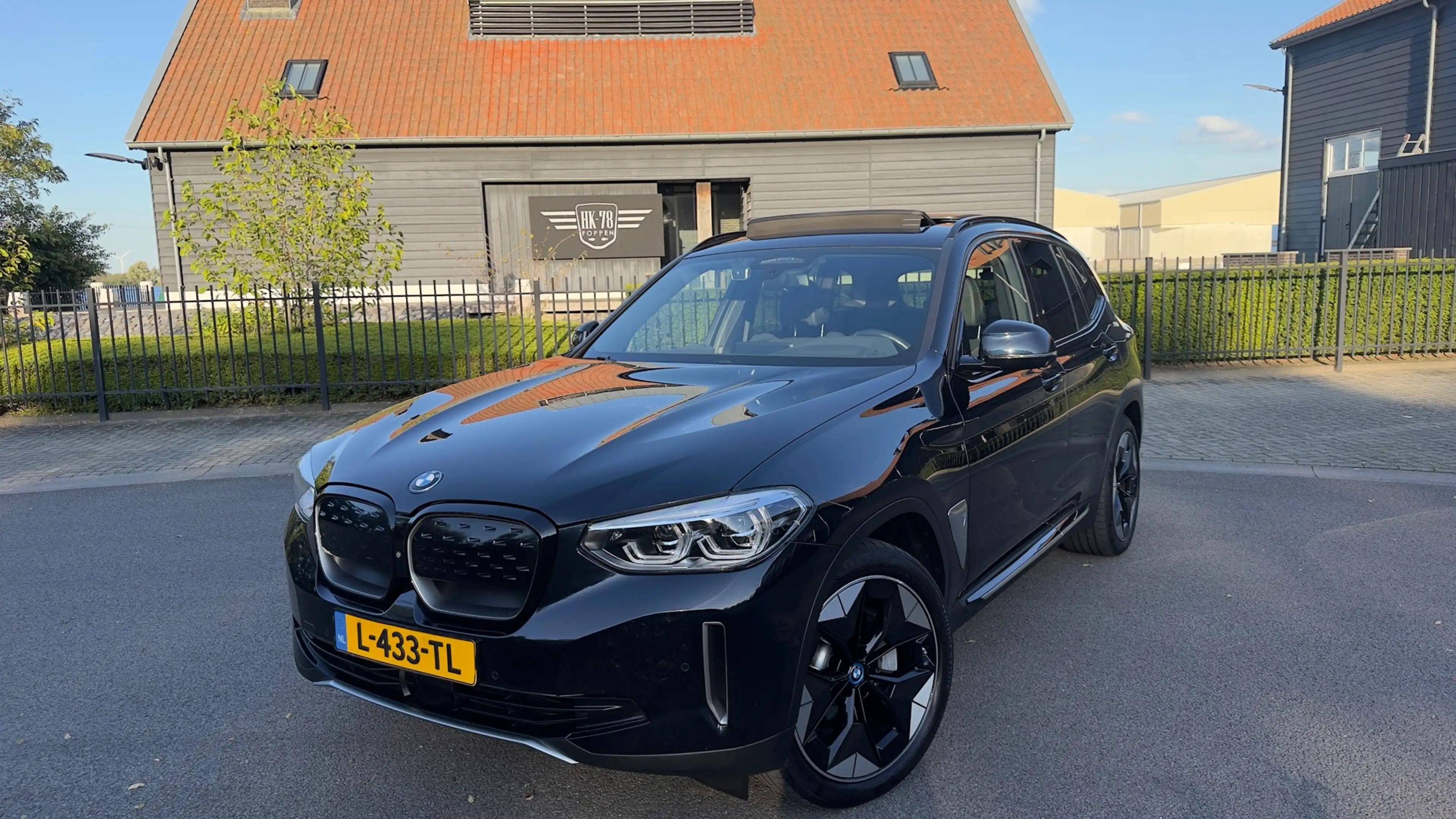 BMW iX3 High Executive 80 kWh SOH 98% PANORAMADAK/HEAD-UP/ — photo 29