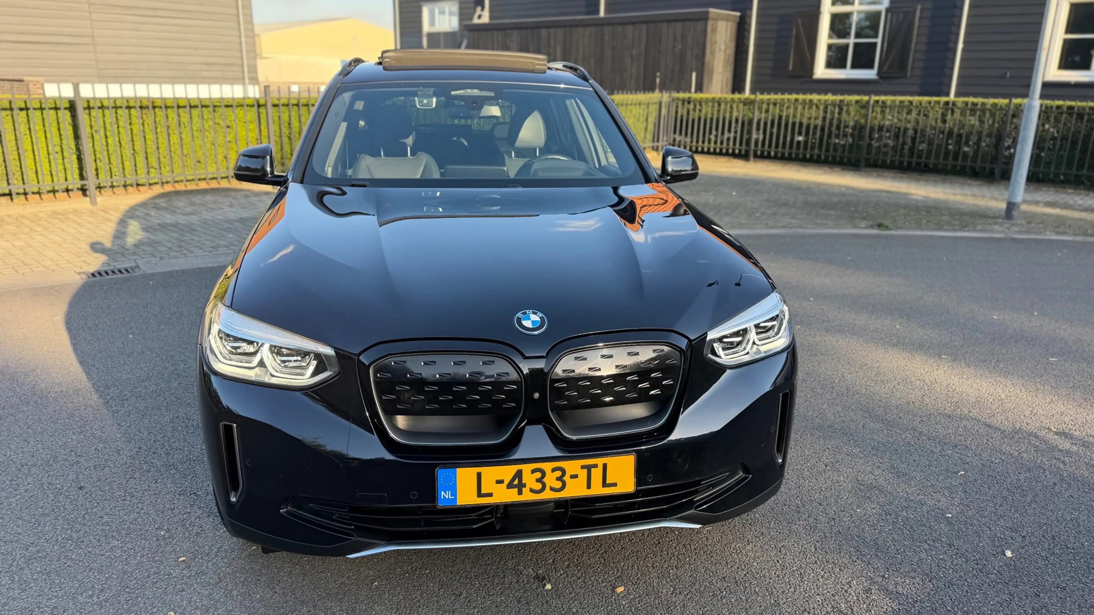 BMW iX3 High Executive 80 kWh SOH 98% PANORAMADAK/HEAD-UP/ — photo 15