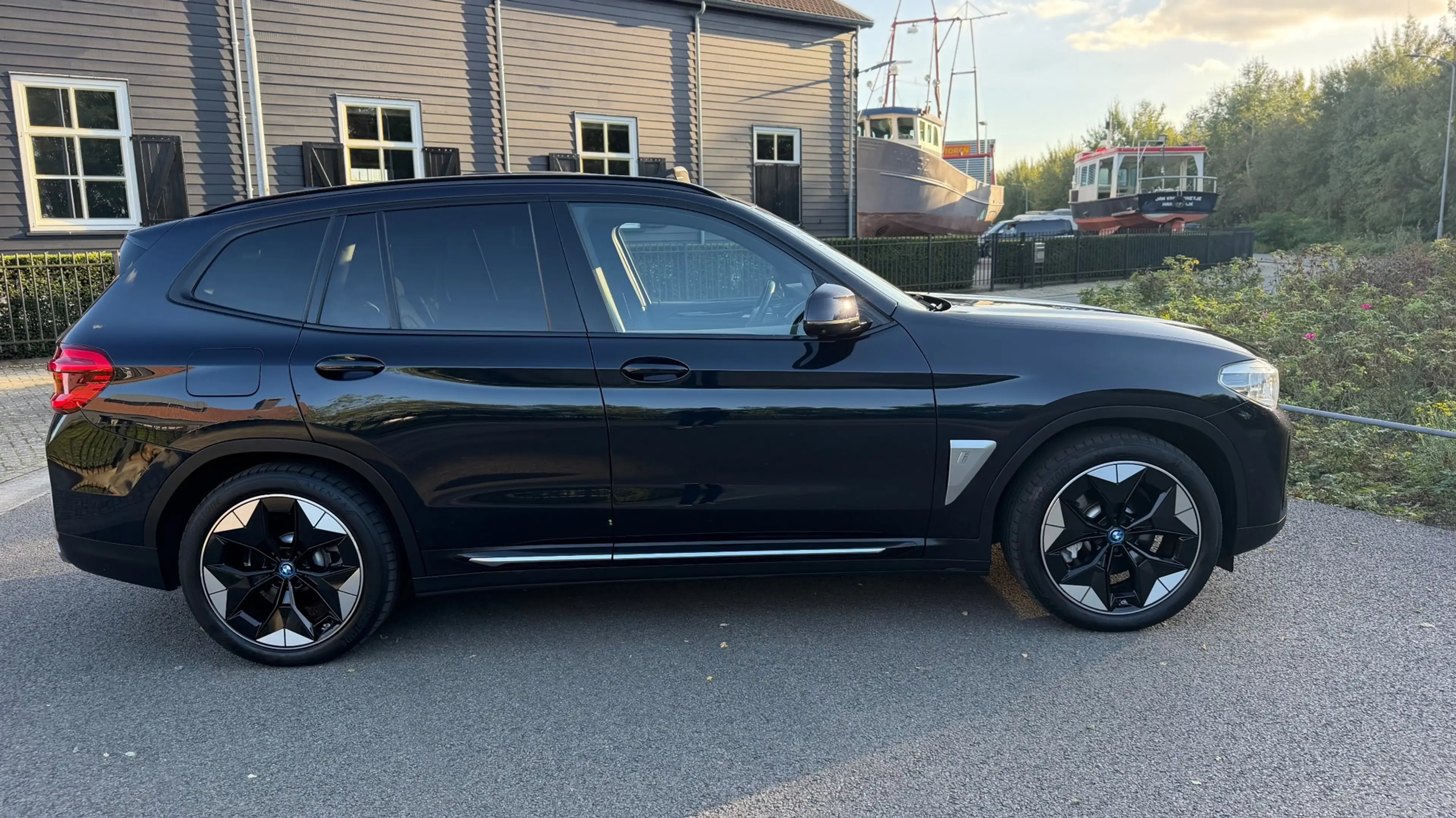BMW iX3 High Executive 80 kWh SOH 98% PANORAMADAK/HEAD-UP/ — photo 6