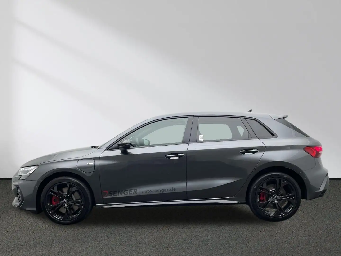 Audi A3 S line 45 TFSI e Komfortpaket plus Gris - 2
