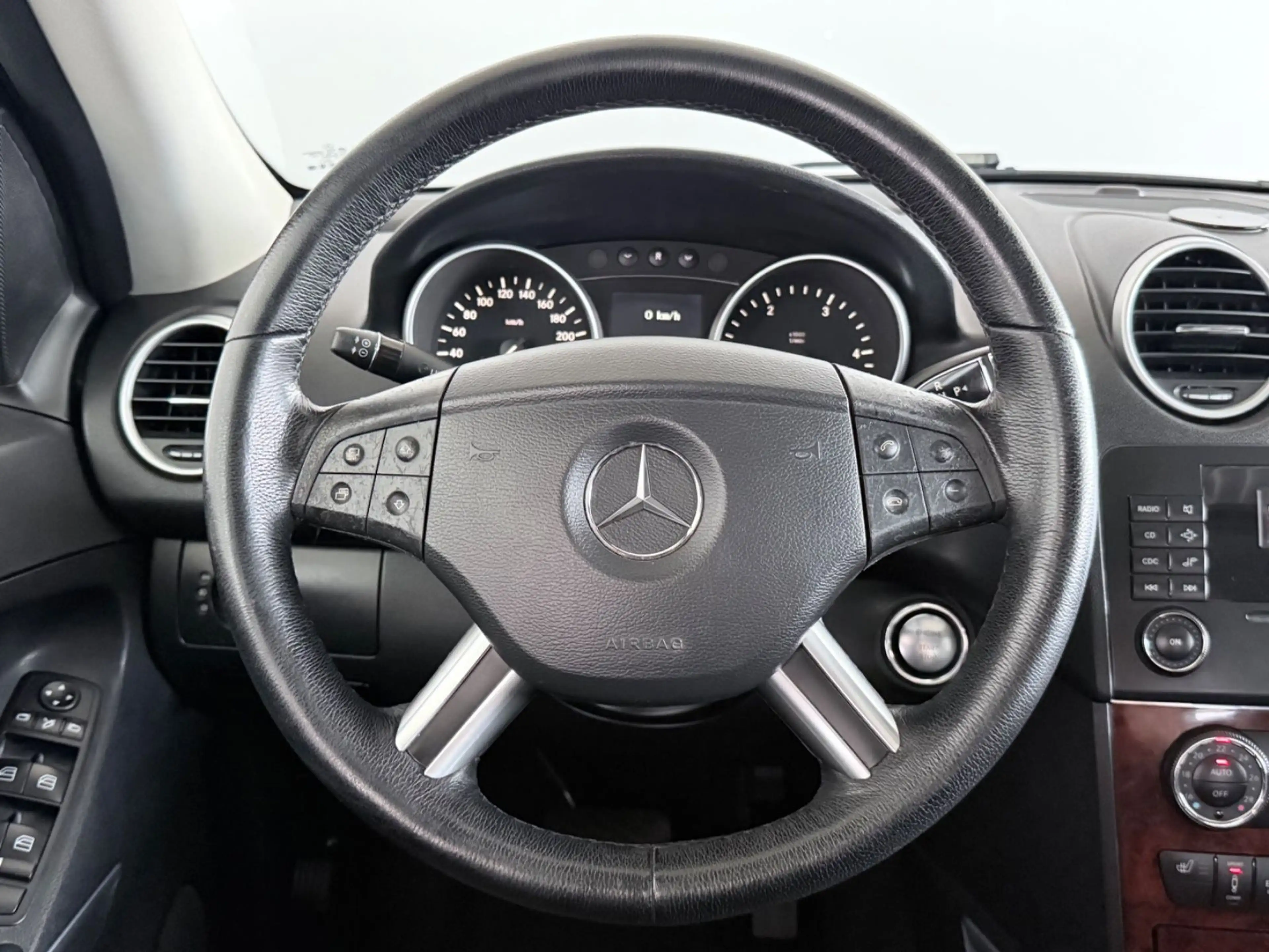 Mercedes-Benz ML 280 CDI 4Matic Luftfahrwerk AHK Leder — photo 10
