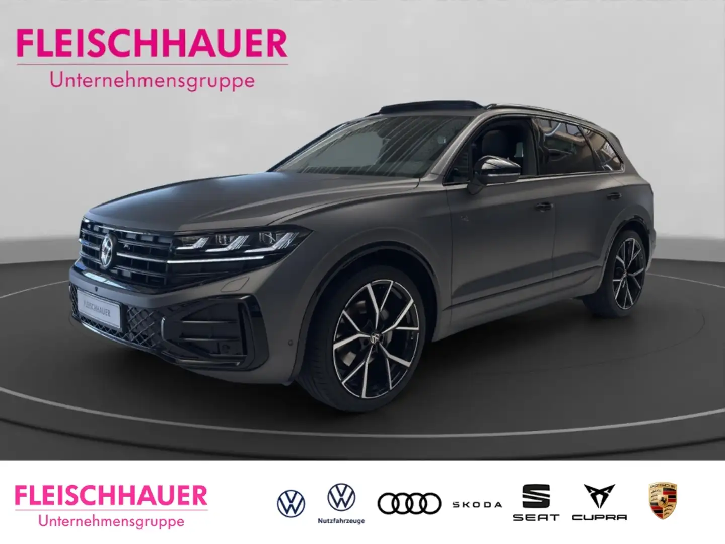 Volkswagen Touareg 3.0 R-Line V6 TDI SCR 4MOTION Grijs - 1