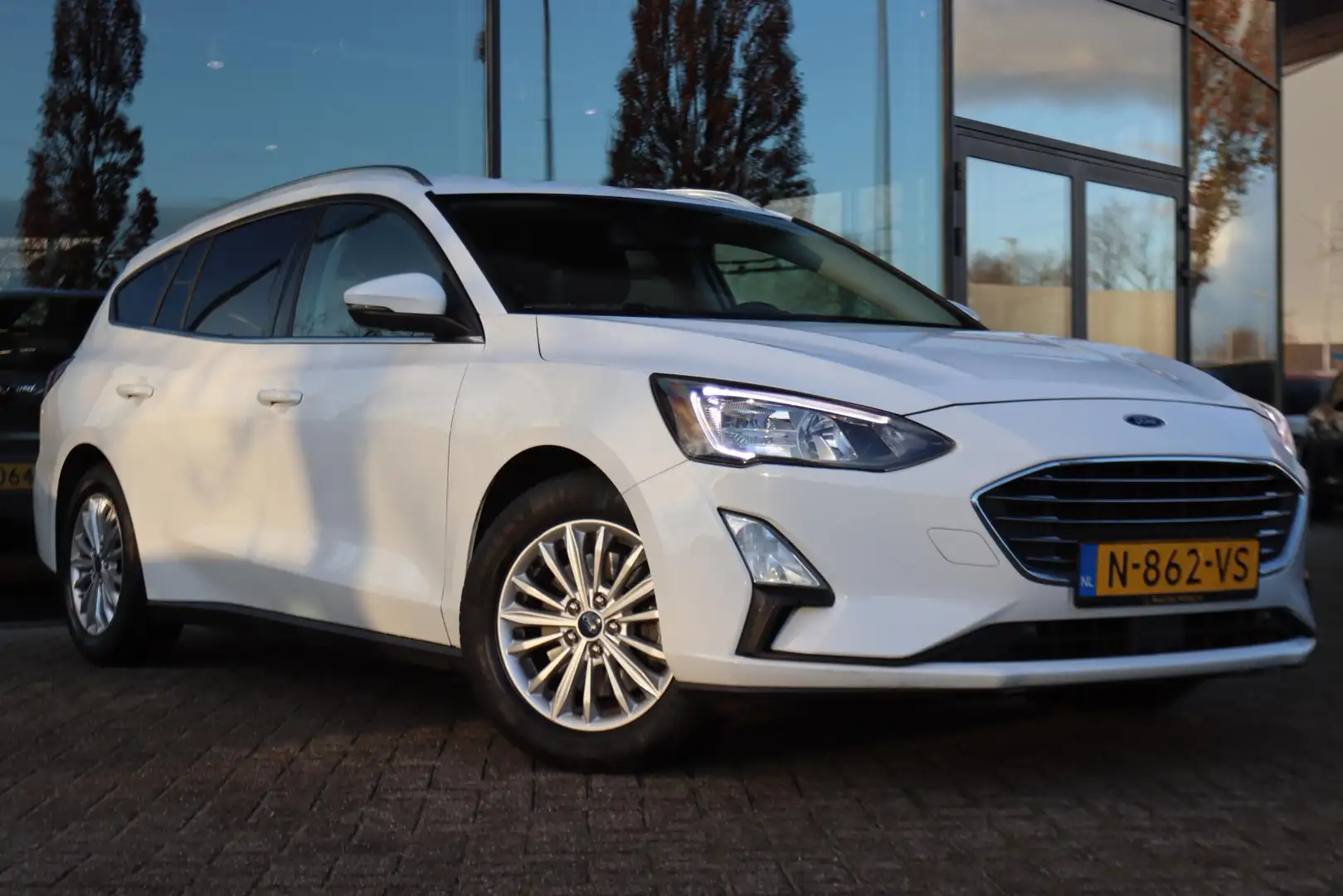 Ford Focus WAGON 1.0 ECOBOOST AUT. TITANIUM X BUSINESS | LED Bianco - 2