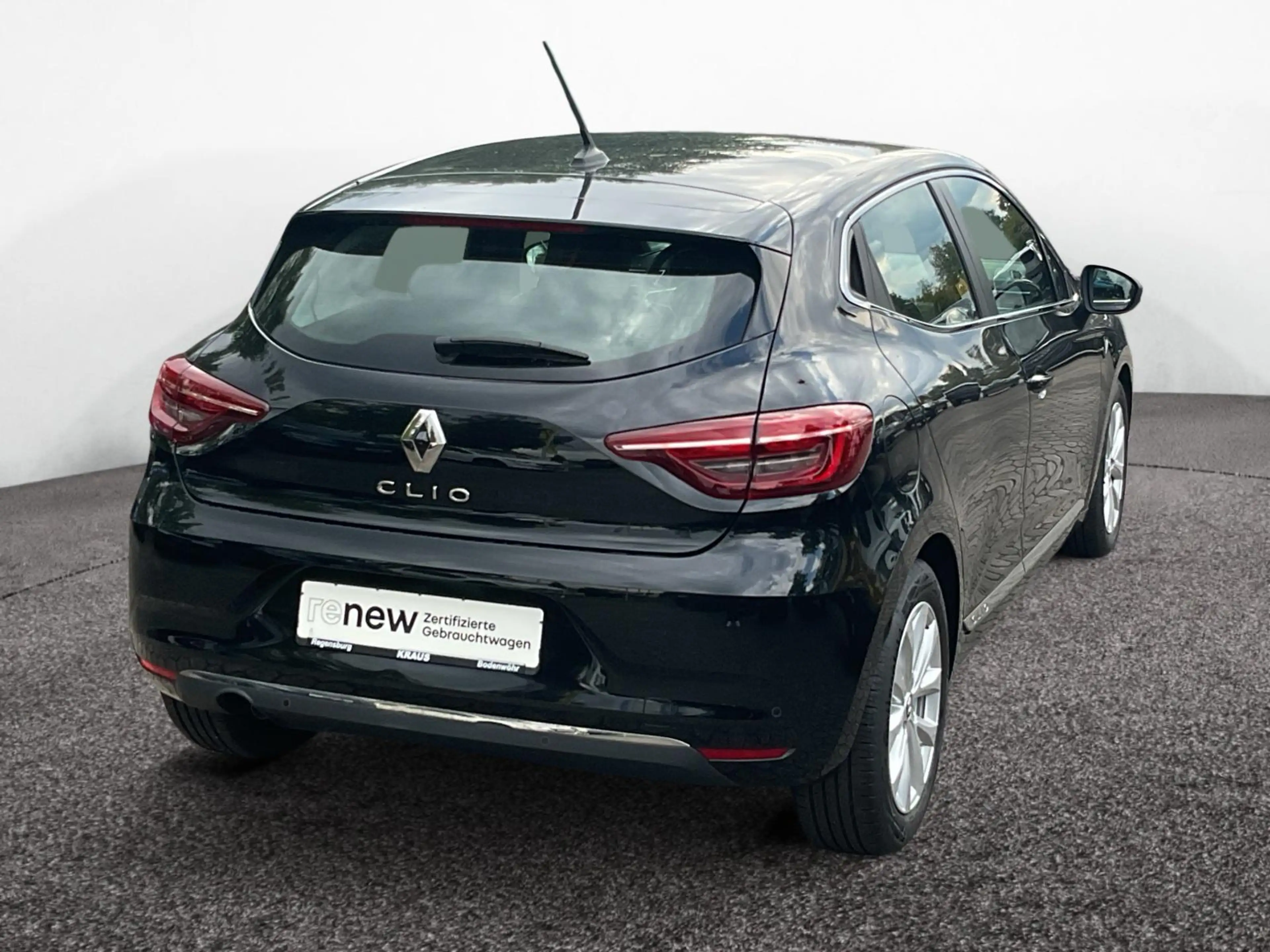 Renault Clio IV Intens Tce 90 — photo 8