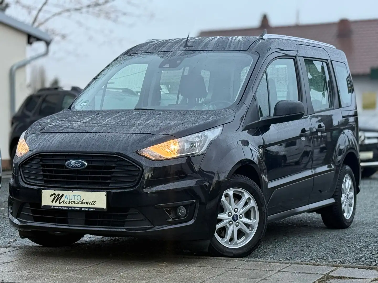 Ford Tourneo Connect Trend 1.5 DIESEL KLIMA SHZ CAM Noir - 2