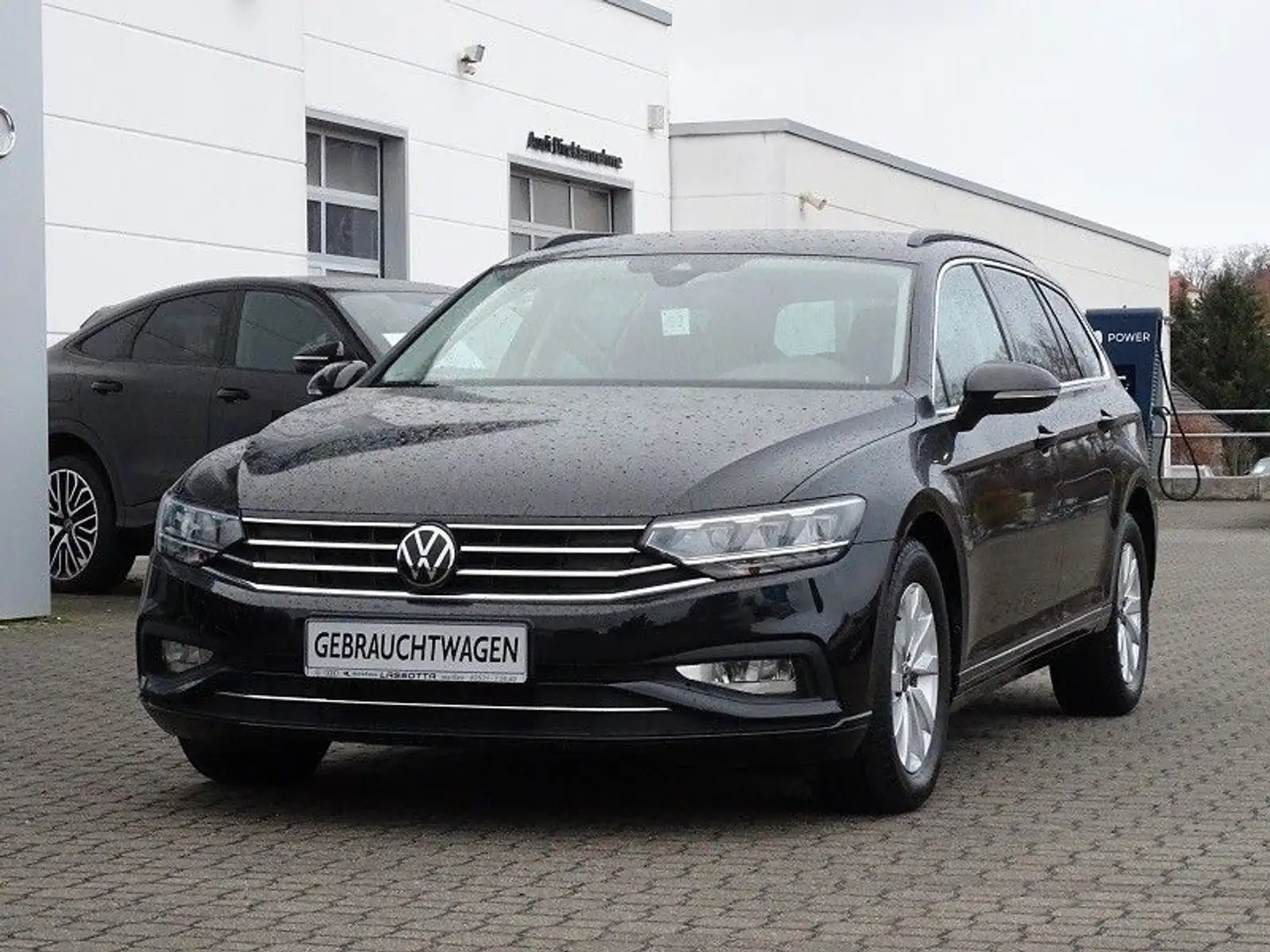 Volkswagen Passat Variant 2.0 TDI DSG Business Premium Schwarz - 1