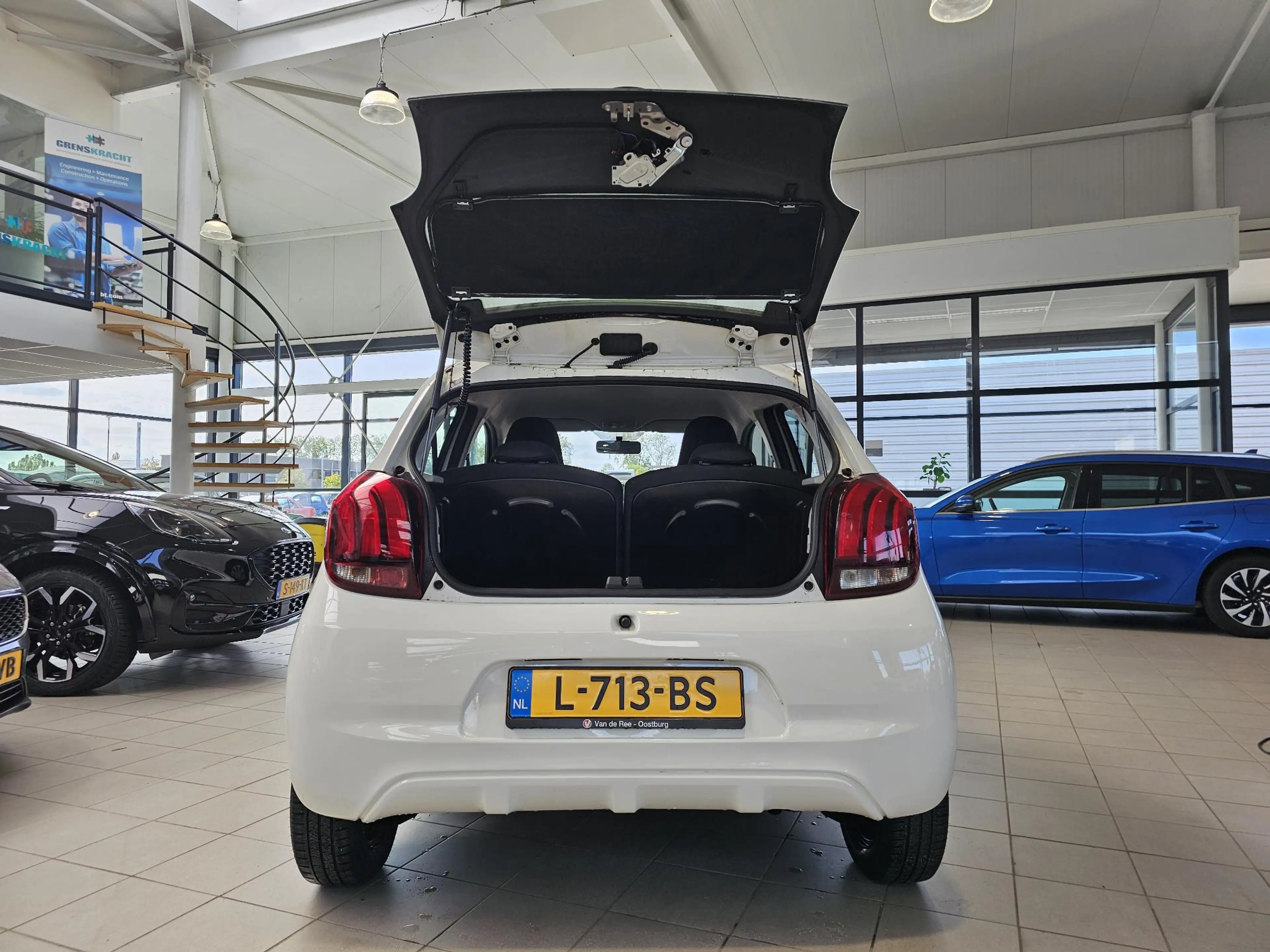 Peugeot 108 1.0 e-VTi Active — photo 5