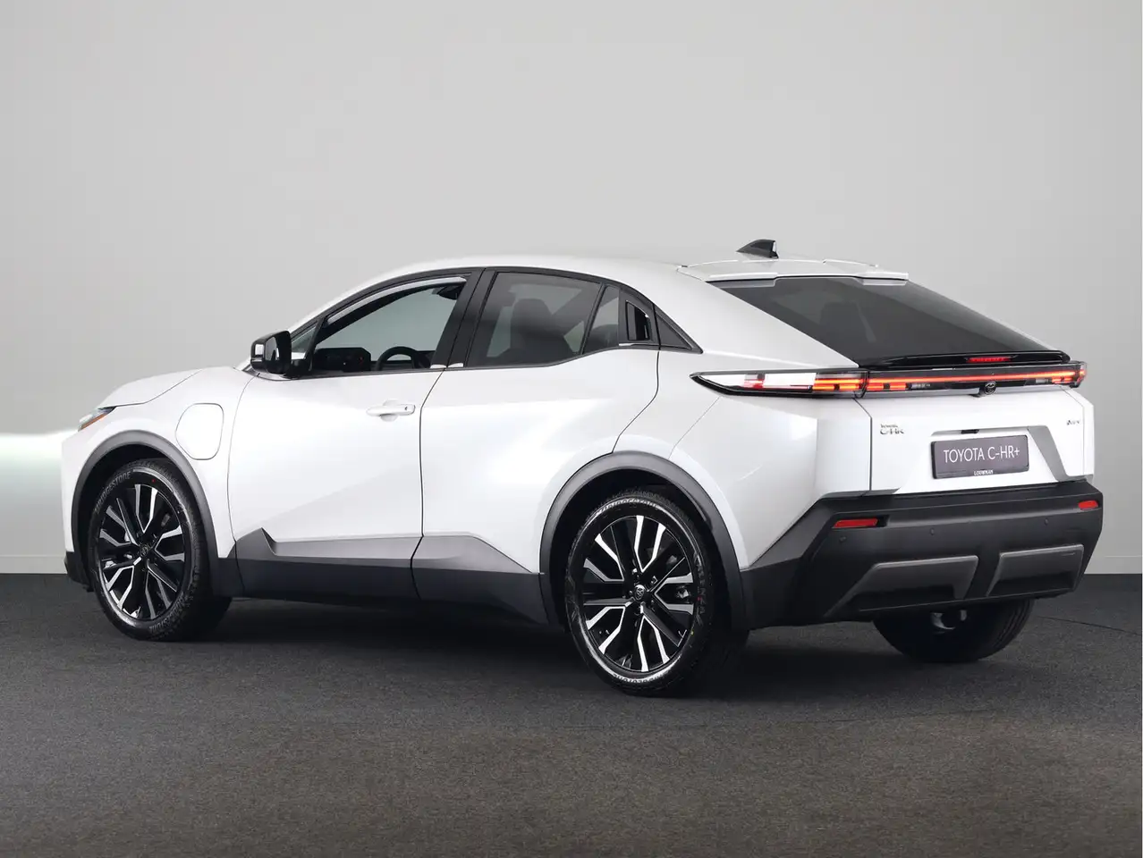 Toyota C-HR 2026 — фото 13