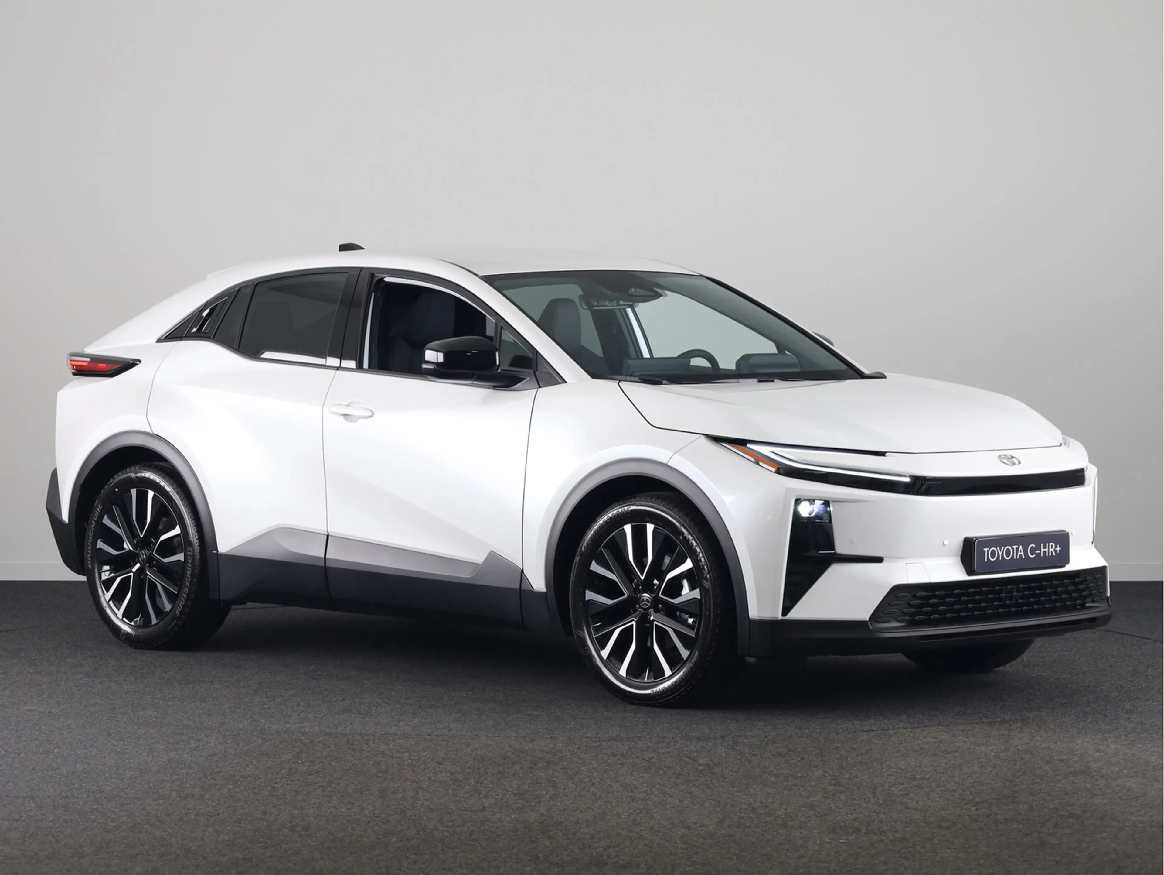 Toyota C-HR+ First Edition 77 kWh *EV deal € 4.000,- voordeel* — photo 12