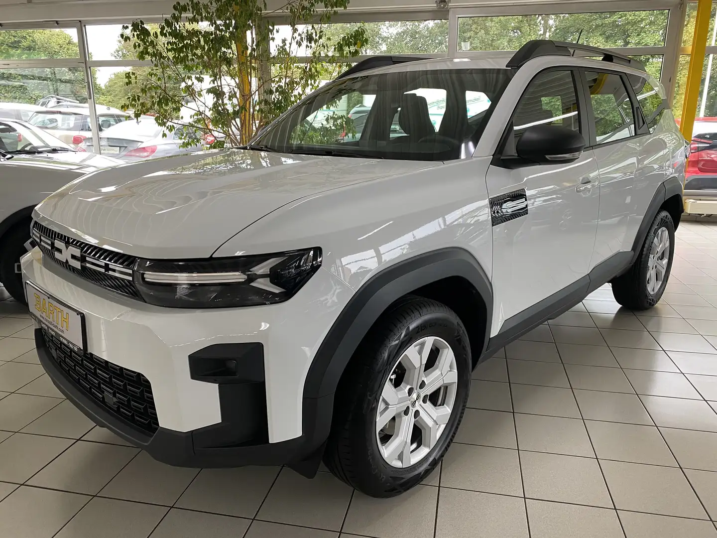 Dacia Bigster TCe 140 Essential Blanc - 2