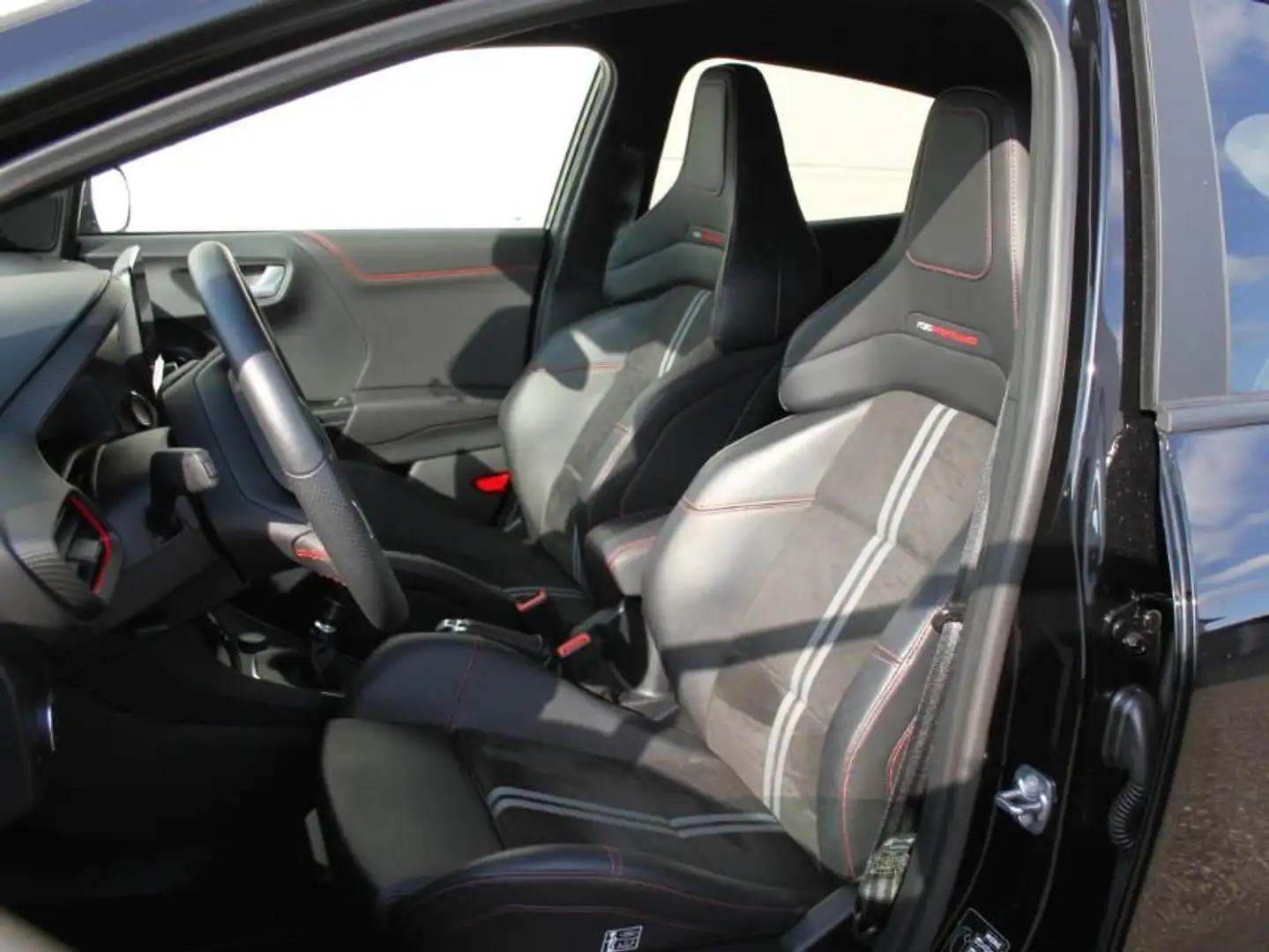 Ford Puma 1.5 ST X Performance Paket Navi Kamera 1.Hd Zwart - 2
