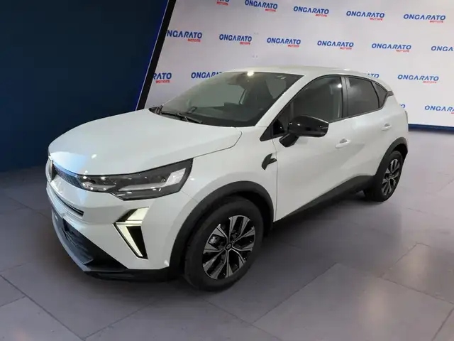 2026 Renault Captur in White for sale