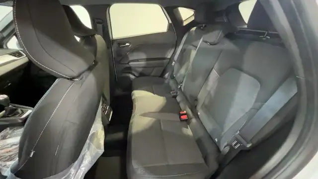 Renault Captur view 13