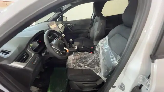 Renault Captur view 12
