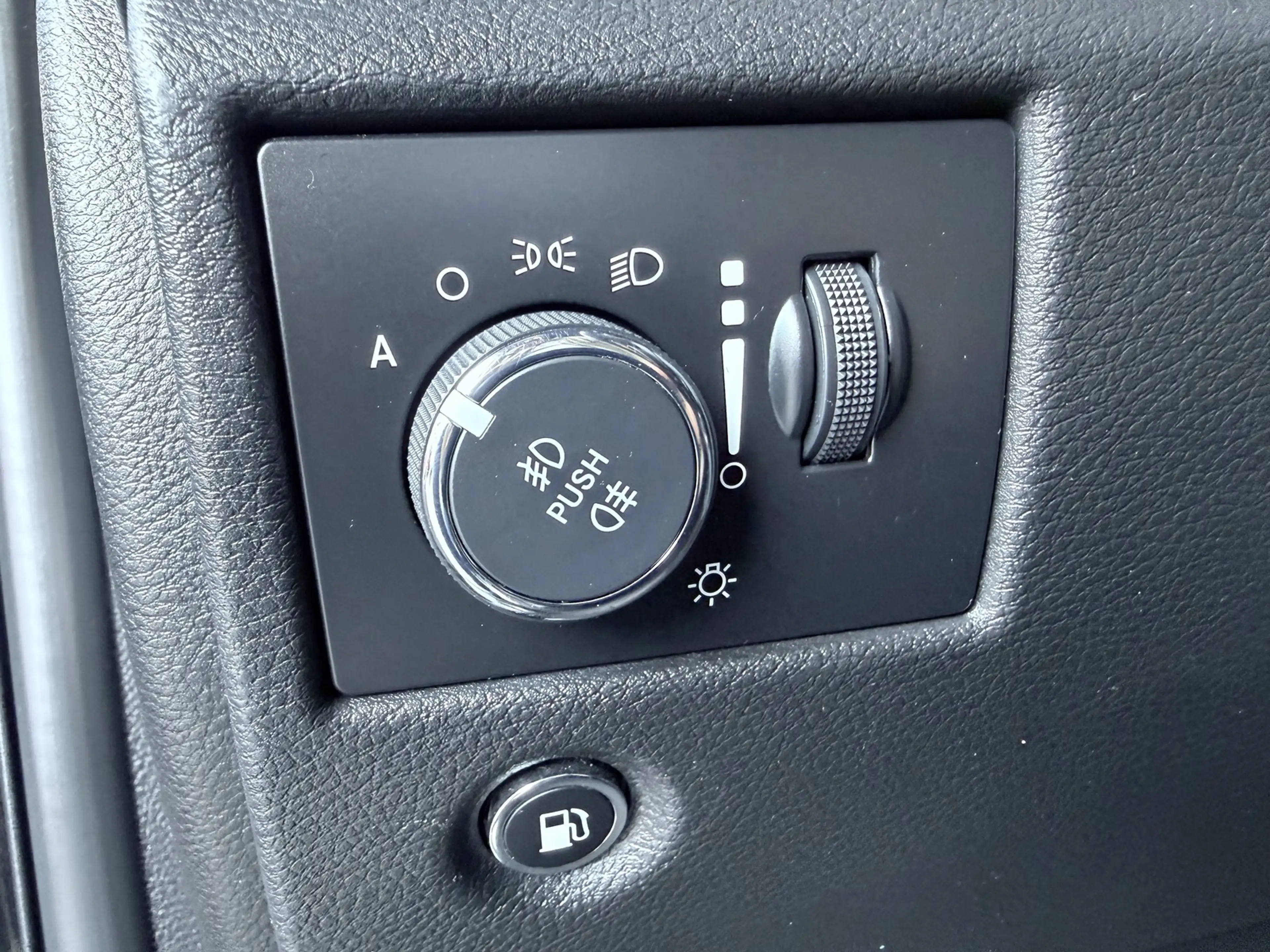 Jeep Grand Cherokee 3.0 CRD Limited *Pano*AHK*NAVI*** **************** — photo 16