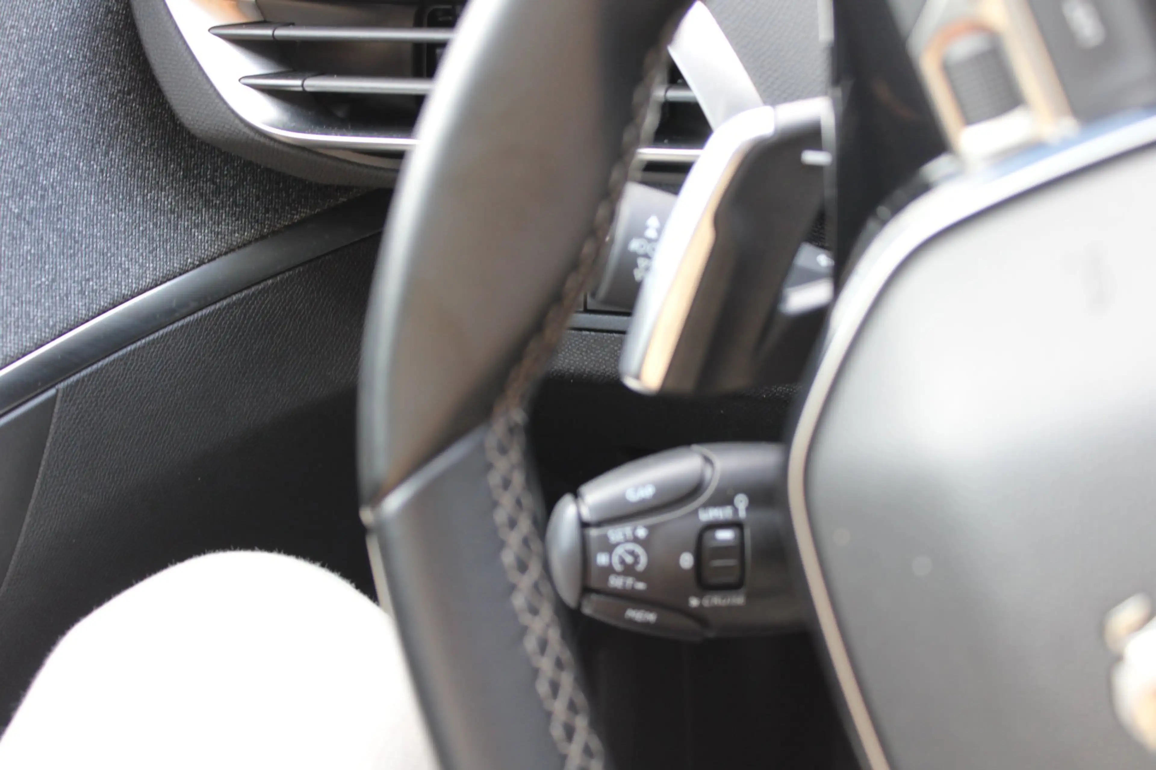 Peugeot 5008 1.2 PureTech GT-Line AUTOMAAT SCHUIFDAK 7 PERSOONS — photo 33