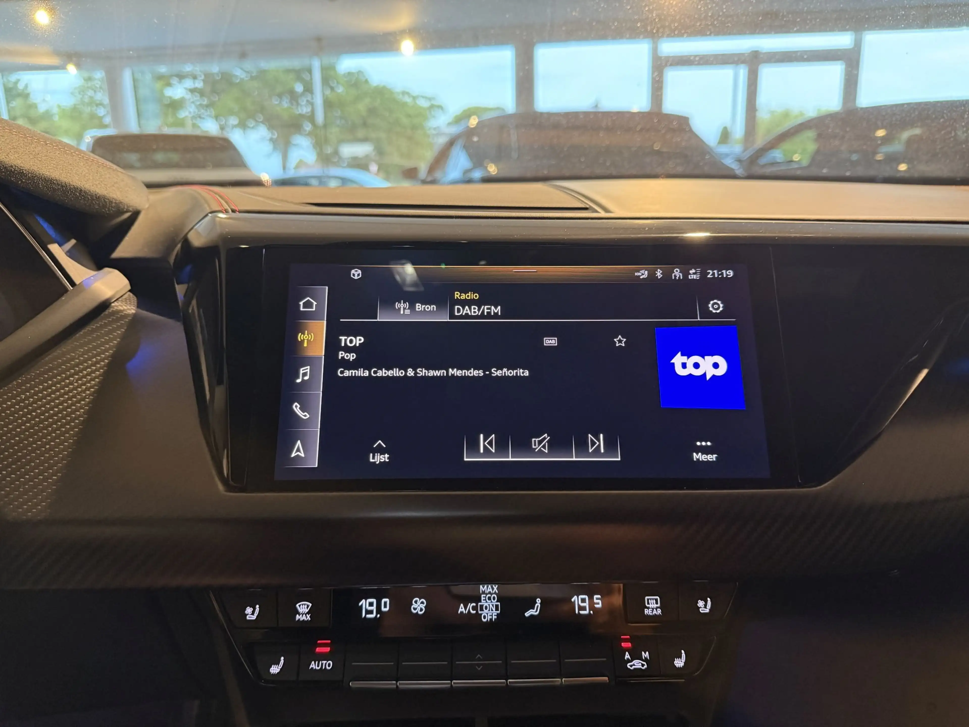 Audi RS e-tron GT 646PK * CERAMIC * LASER * 360° CAMERA * PANO * — photo 12