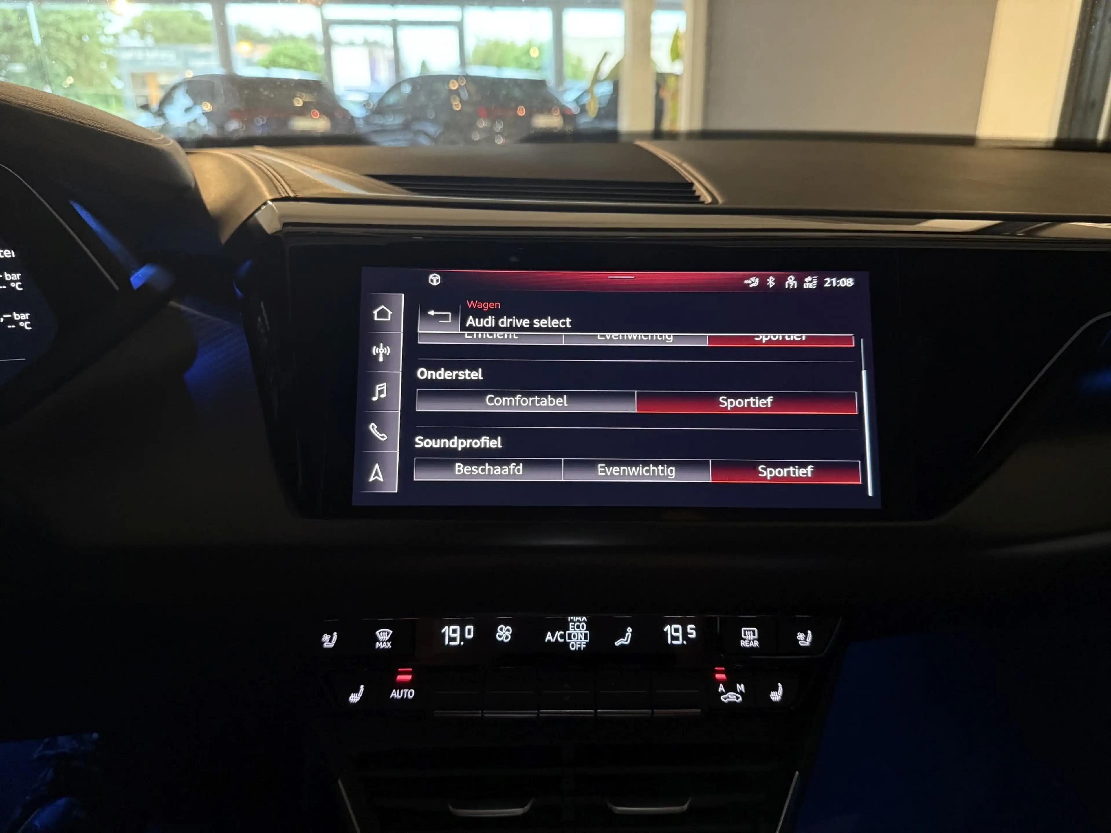 Audi RS e-tron GT 646PK * CERAMIC * LASER * 360° CAMERA * PANO * — photo 15