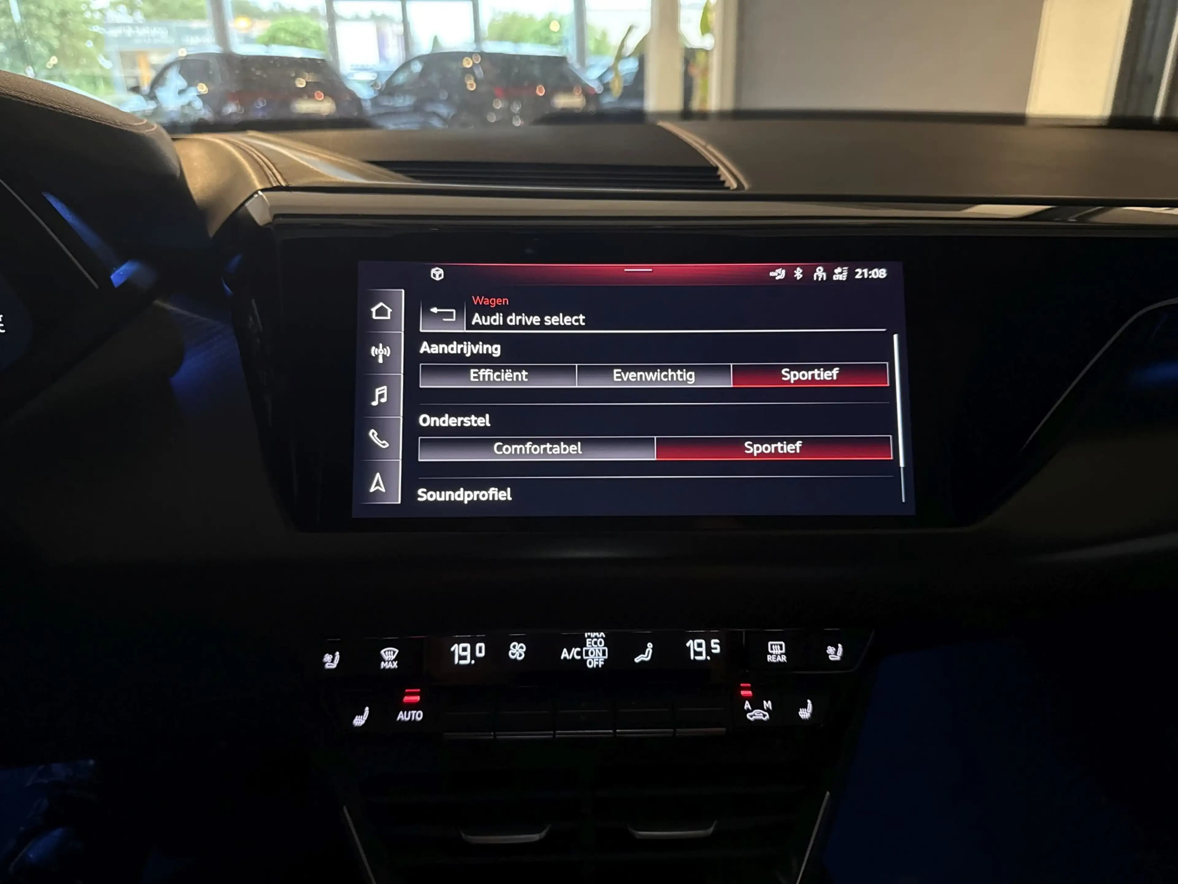 Audi RS e-tron GT 646PK * CERAMIC * LASER * 360° CAMERA * PANO * — photo 14