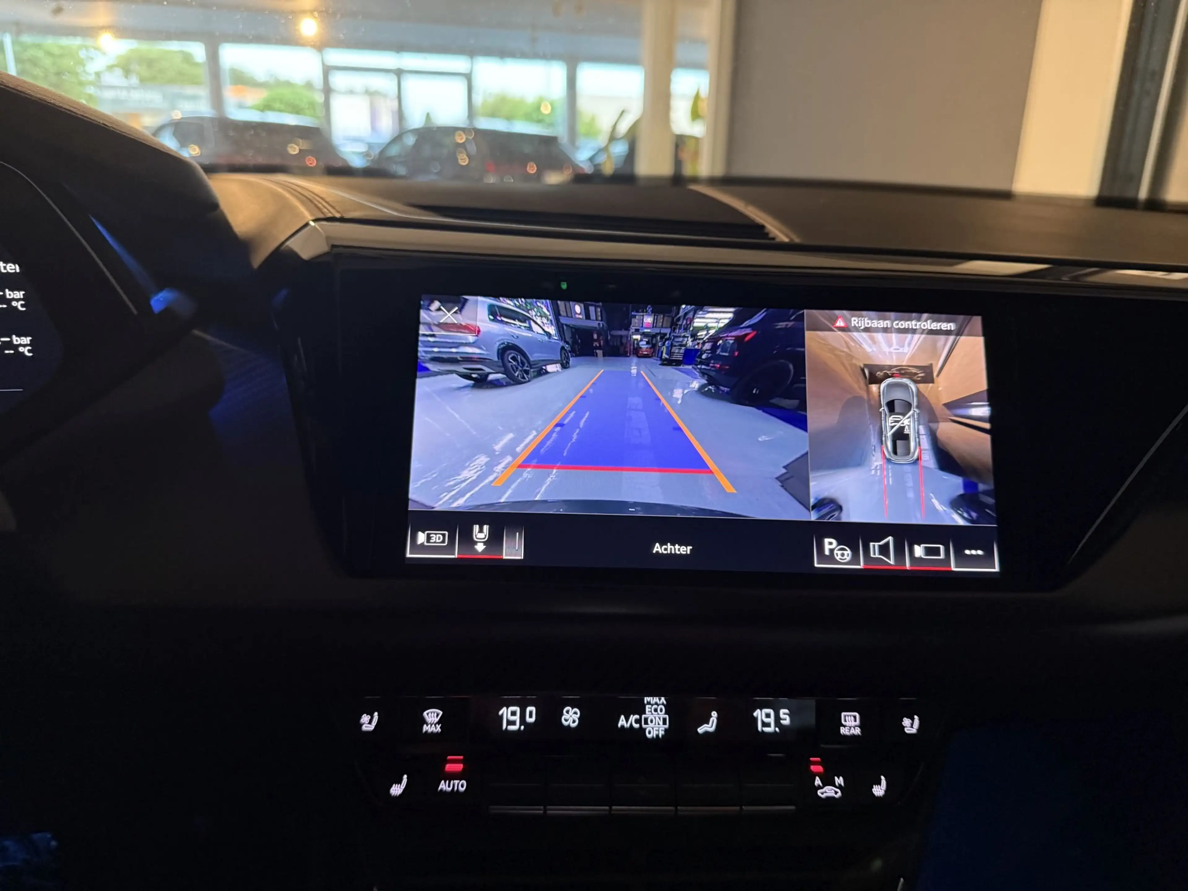 Audi RS e-tron GT 646PK * CERAMIC * LASER * 360° CAMERA * PANO * — photo 10