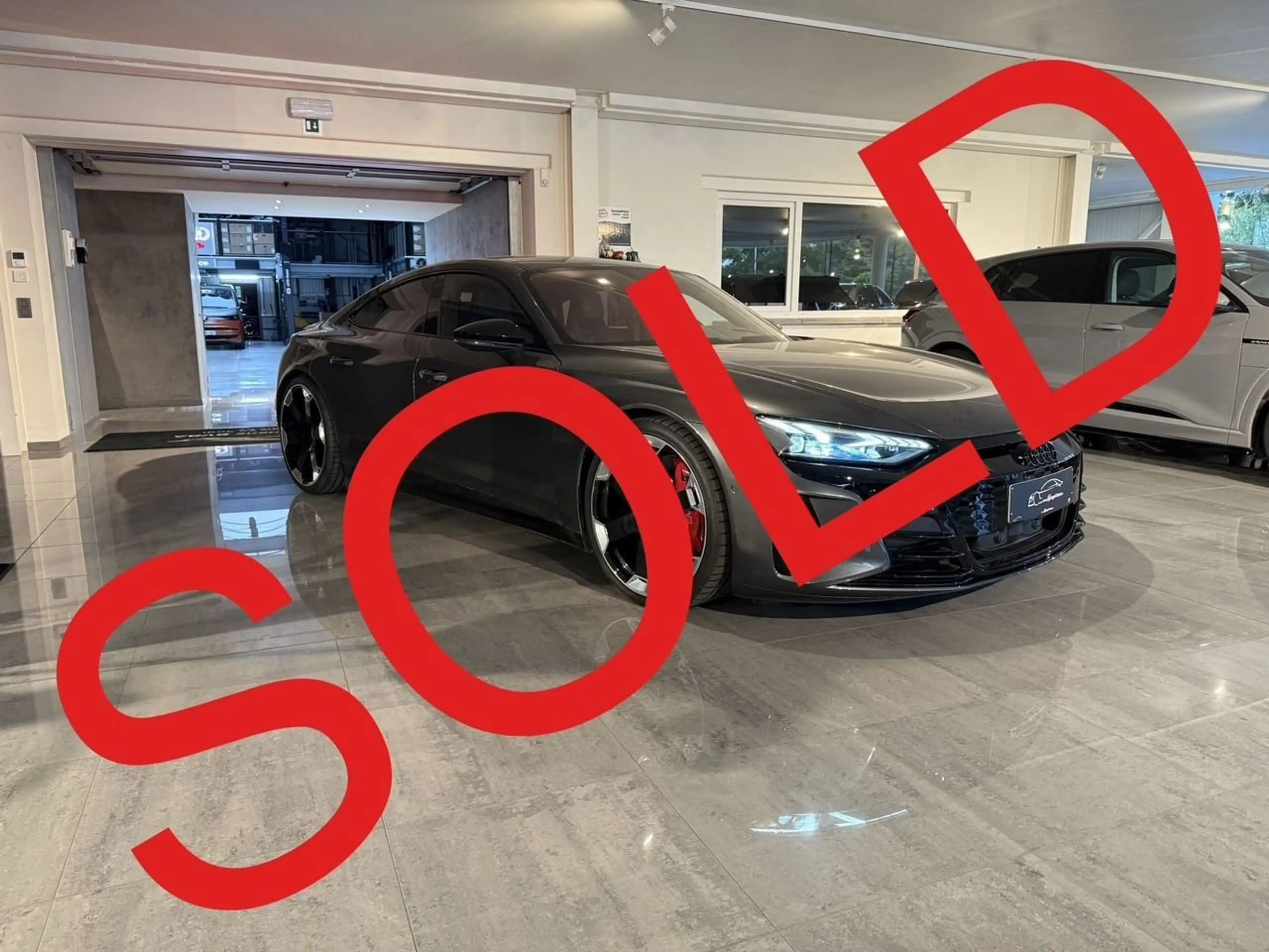Audi RS e-tron GT 646PK * CERAMIC * LASER * 360° CAMERA * PANO *