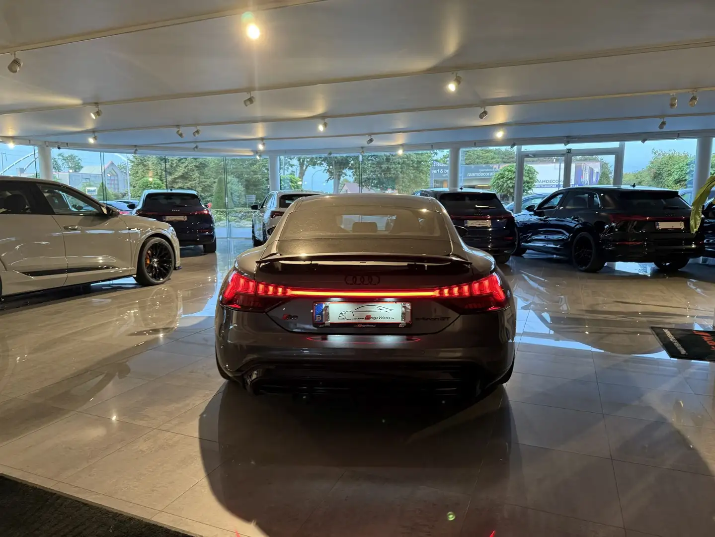 Audi RS e-tron GT 646PK * CERAMIC * LASER * 360° CAMERA * PANO * Gris - 2