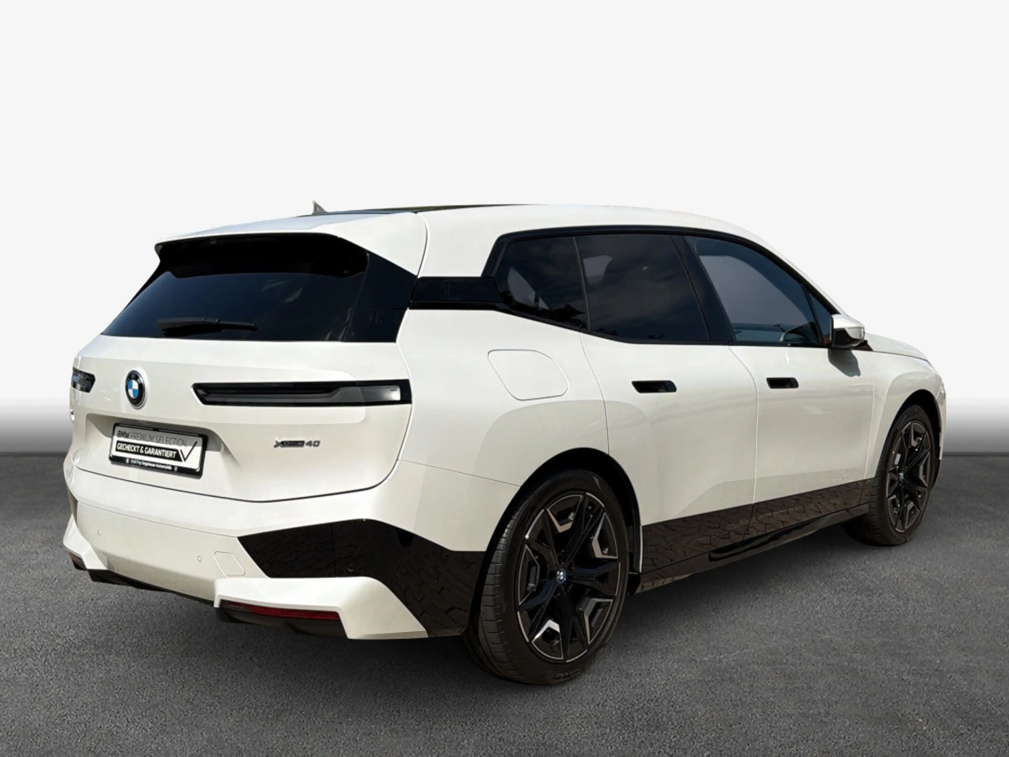 BMW iX xDrive40, AHK, PanoramaGlasdach, SHZ — photo 2