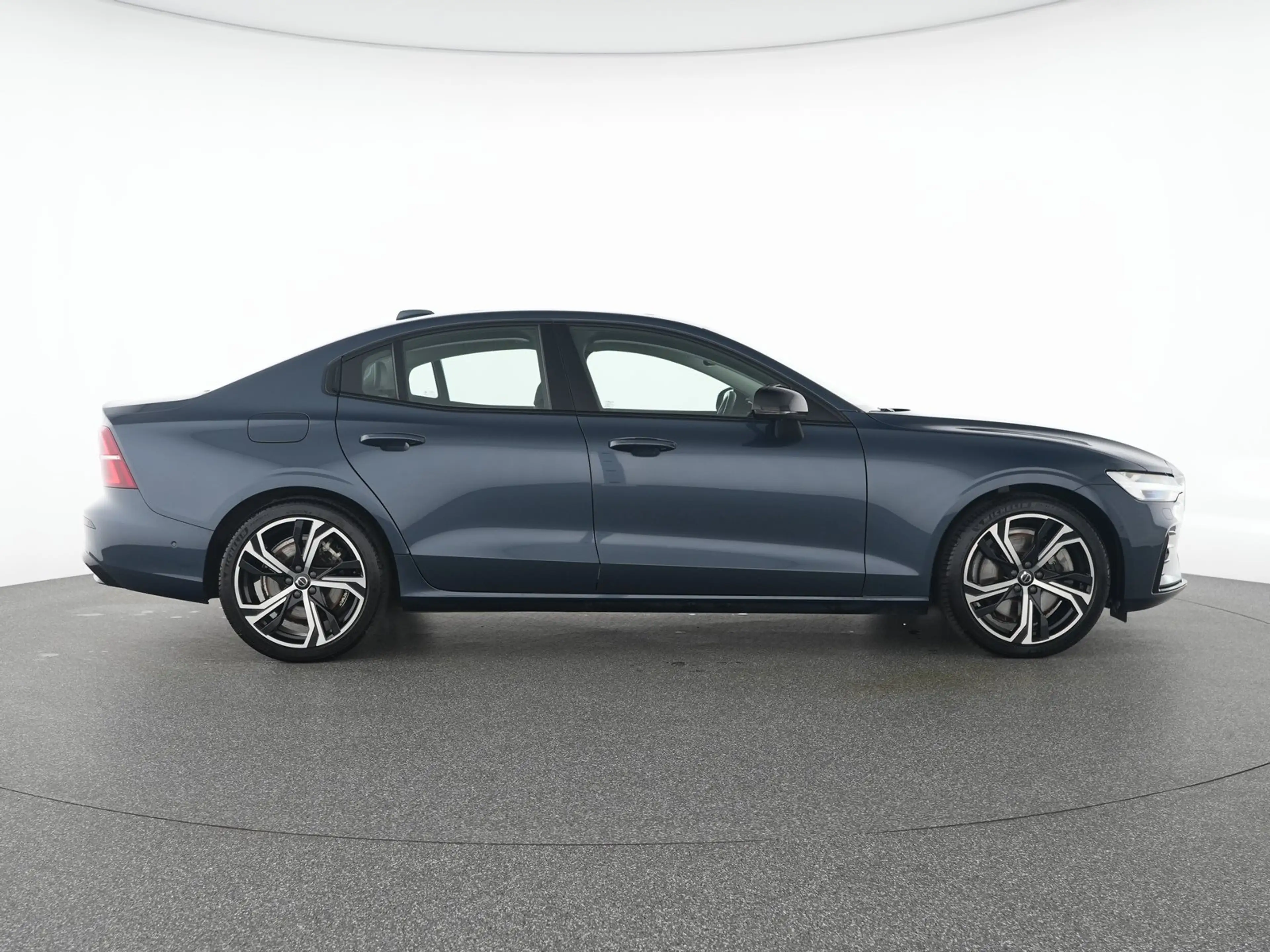 Volvo S60 B5 Benzin AWD Ultimate Dark B&W-SOUND*STHZ — photo 11