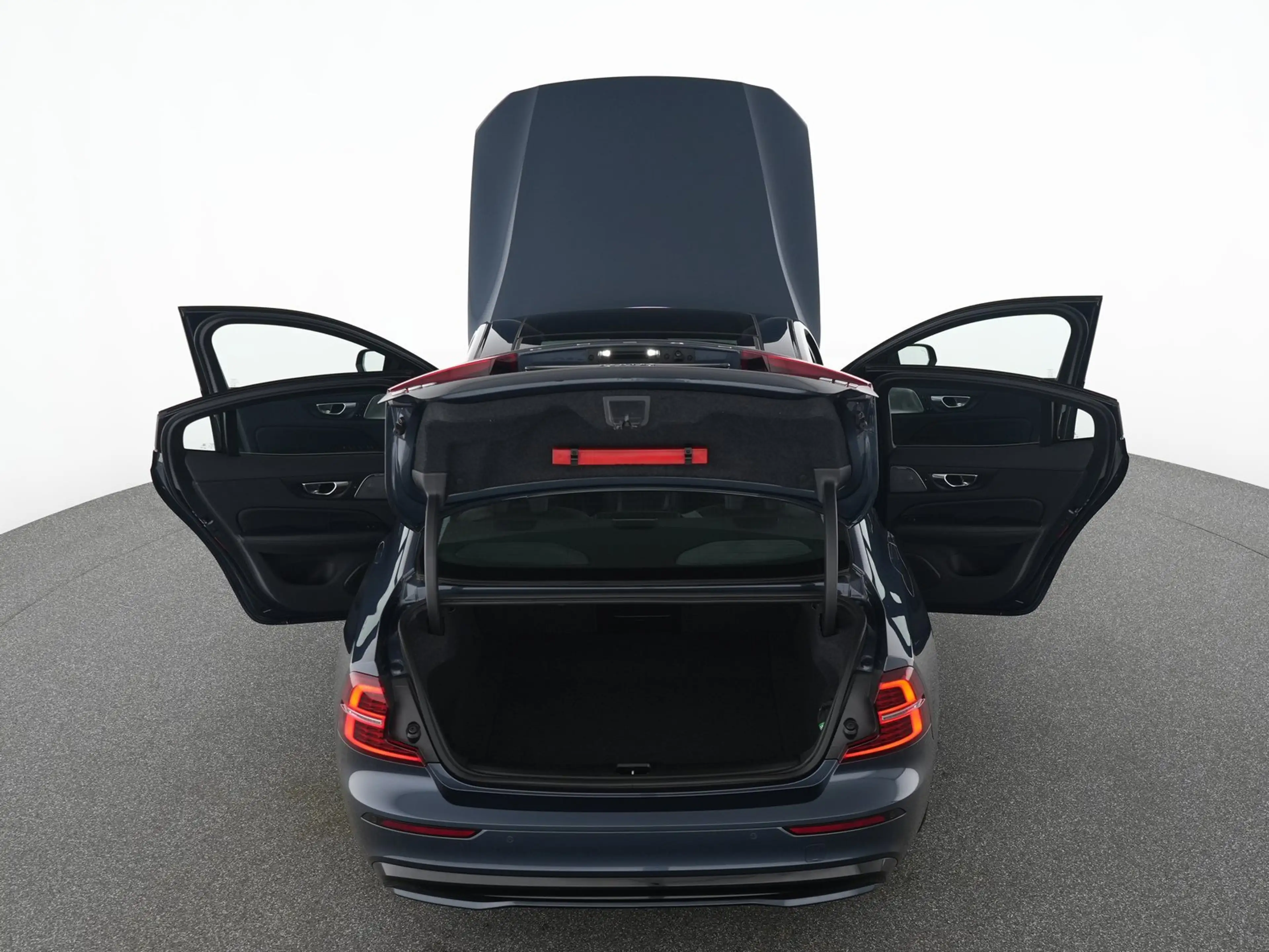 Volvo S60 B5 Benzin AWD Ultimate Dark B&W-SOUND*STHZ — photo 13