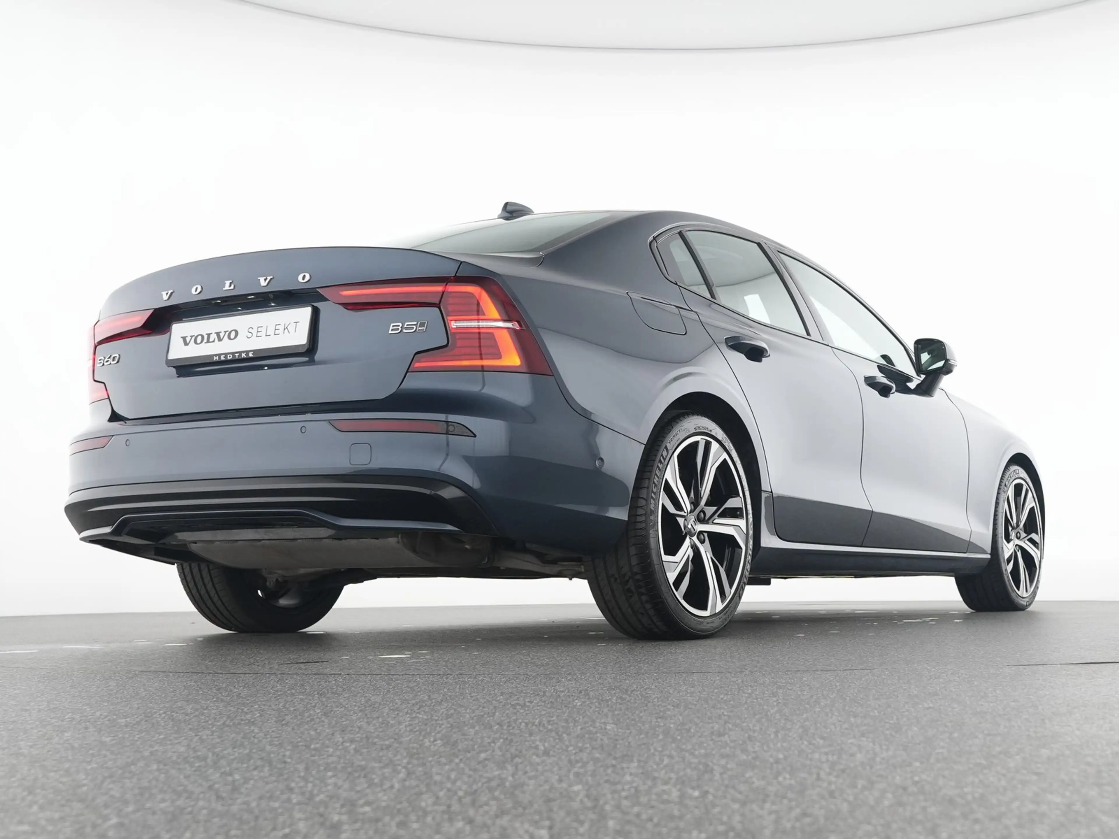 Volvo S60 B5 Benzin AWD Ultimate Dark B&W-SOUND*STHZ — photo 7