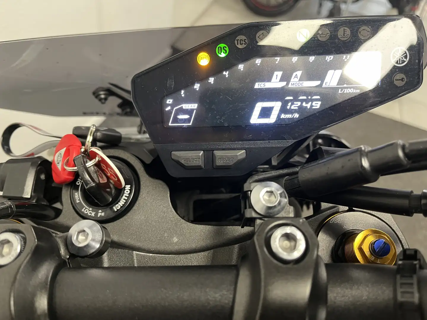 Yamaha MT-09 SP Šedá - 2