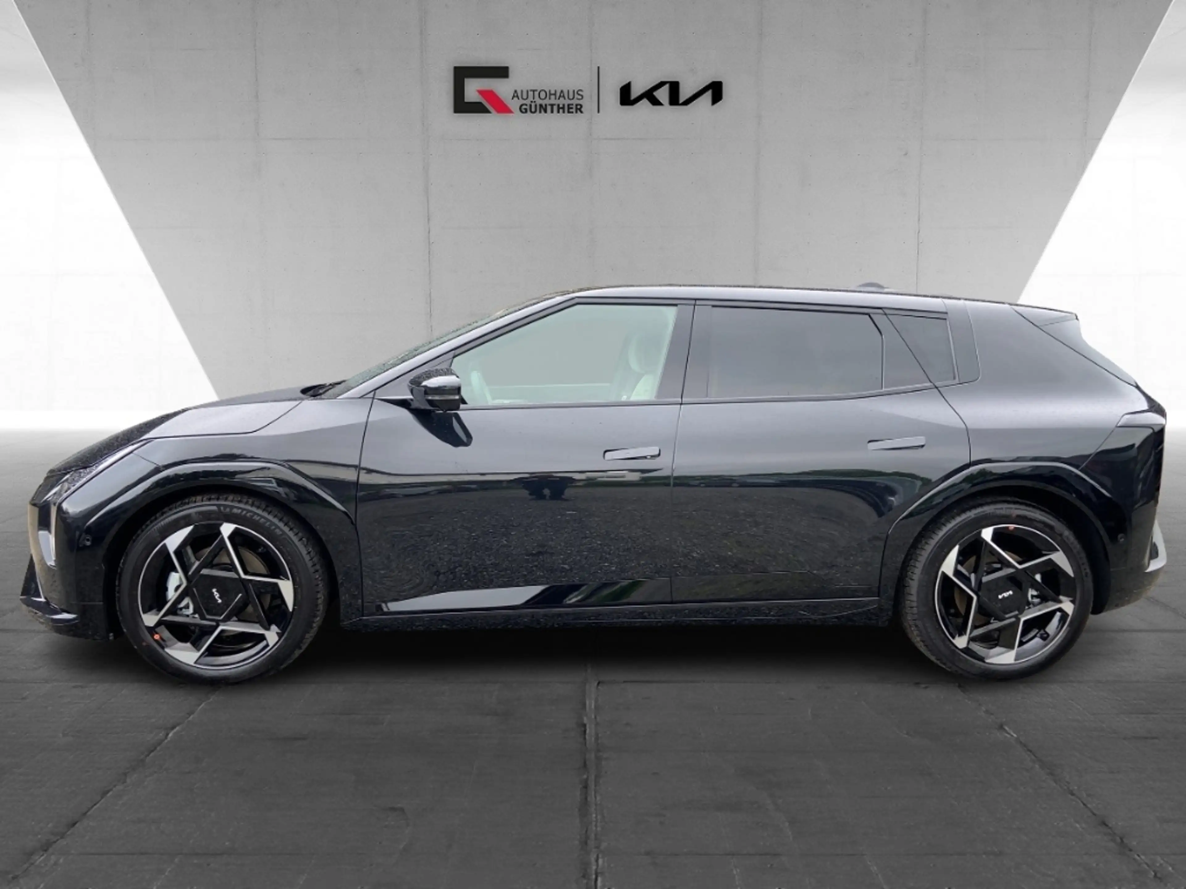 Kia EV4 GT-Line 81.4 kWh Comfort Paket Harman/Kardon Glas — photo 2