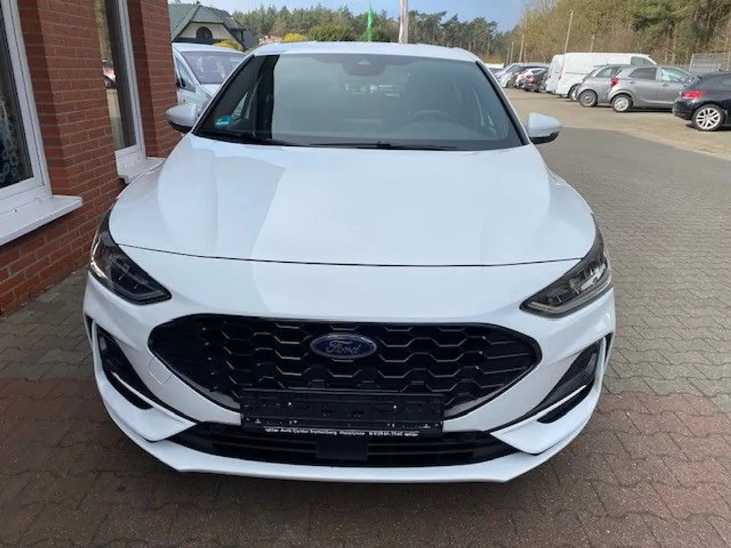 Ford Focus Lim. ST-Line Style Weiß - 1