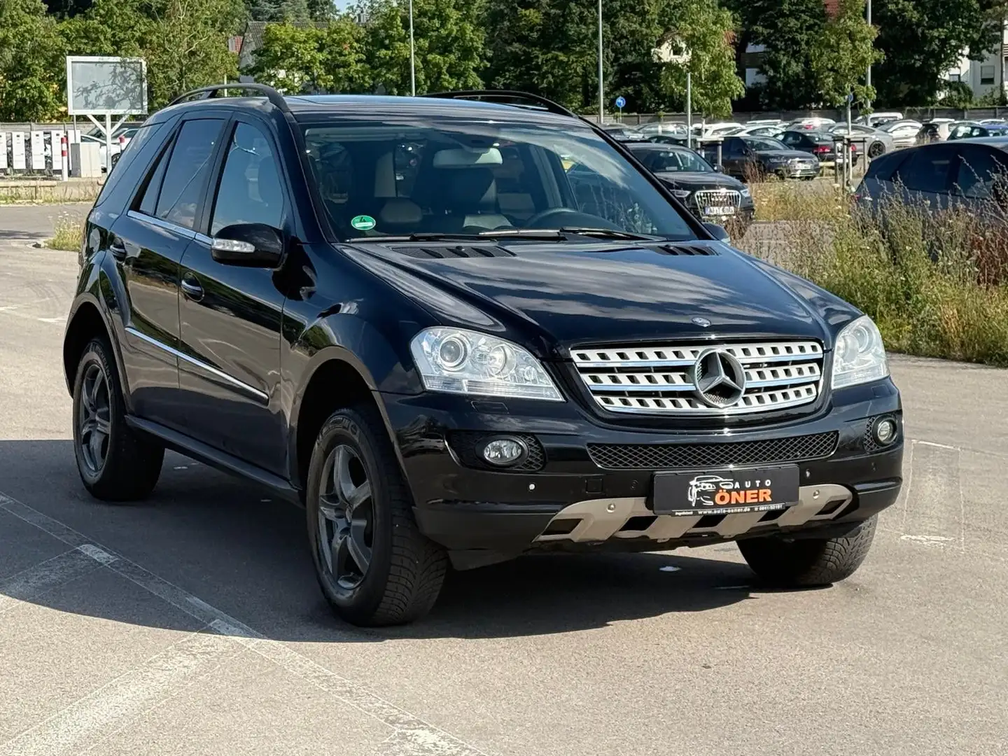 Mercedes-Benz ML 320 CDI Leder Schiebedach Anhängerkupplung Negro - 1