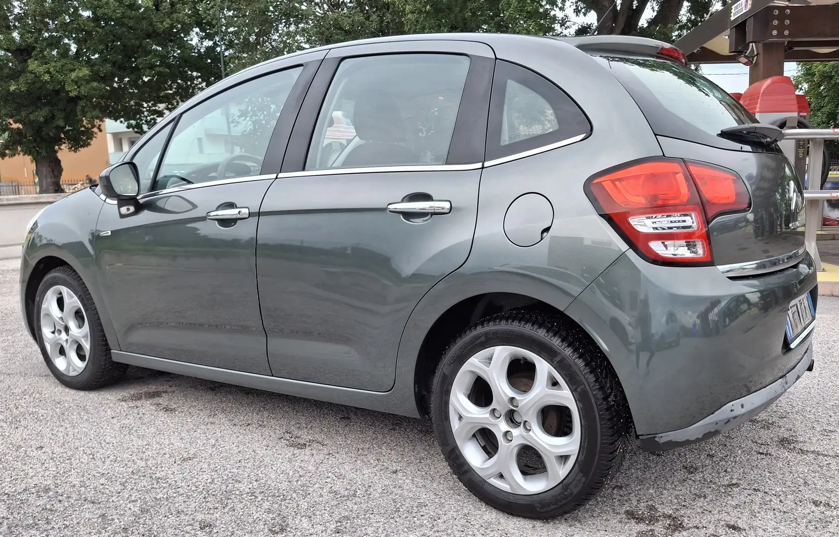 Citroen C3 C3 1.4 Exclusive c/esp Verde - 2