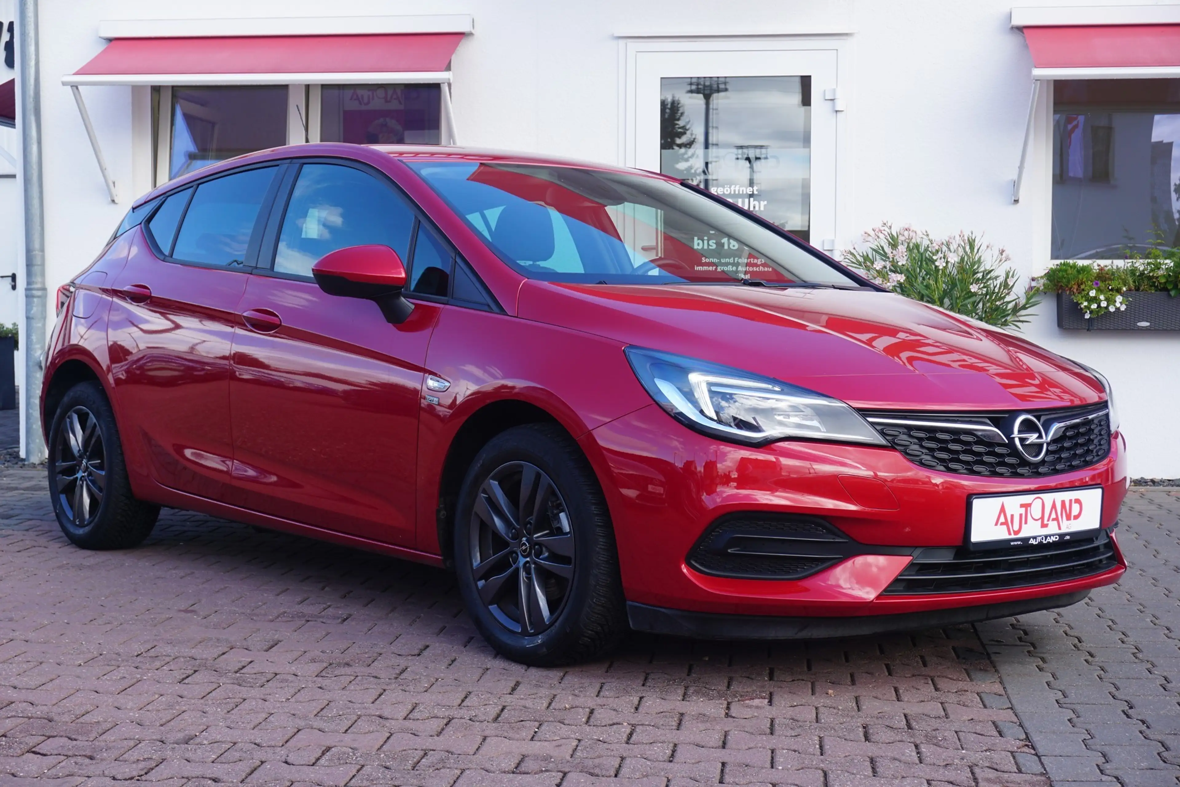 Opel Astra K 1.2 Elegance Start/Stop LED DAB Tempomat — photo 6