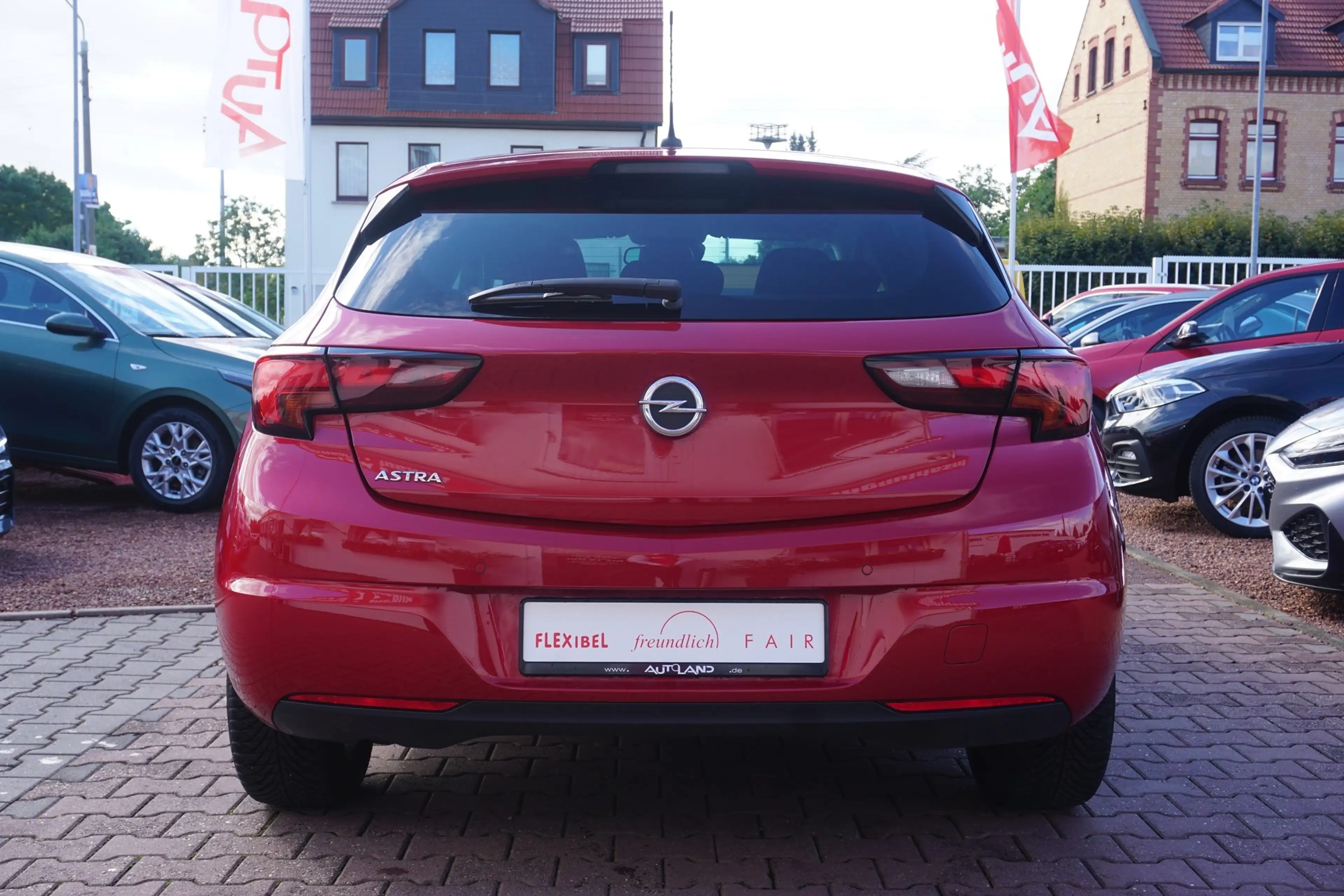 Opel Astra K 1.2 Elegance Start/Stop LED DAB Tempomat — photo 3
