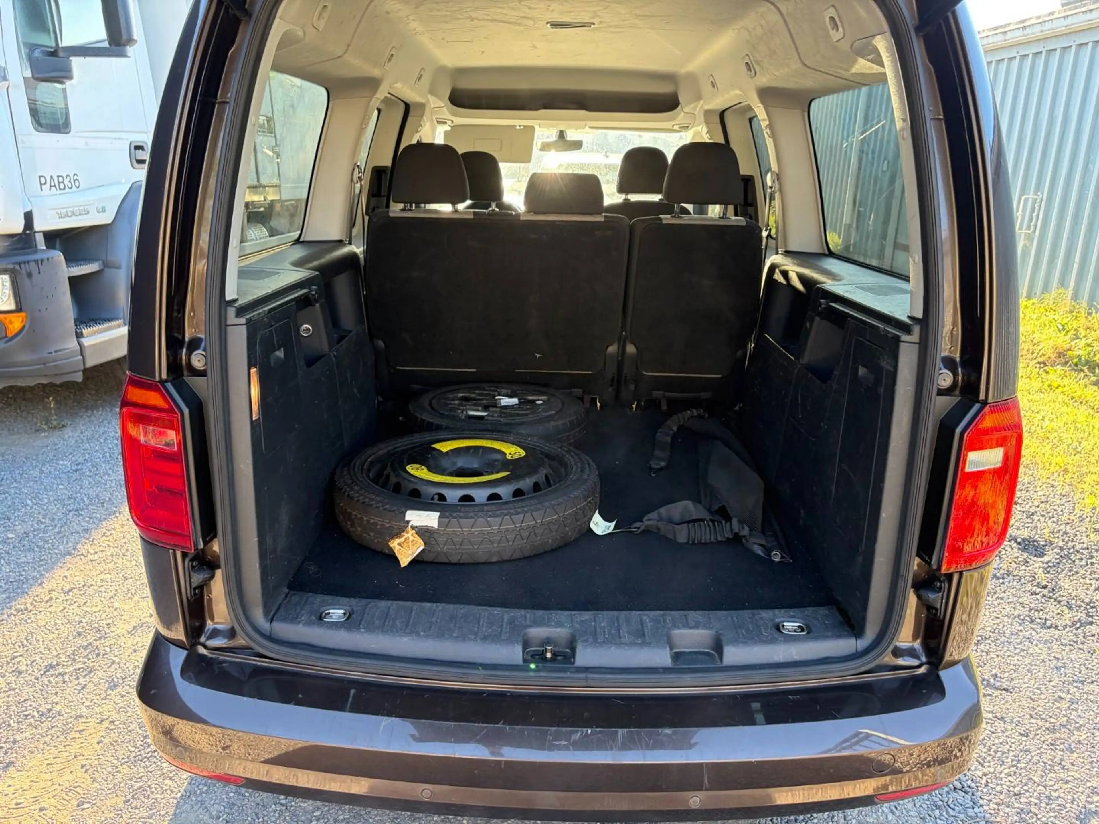 Volkswagen Caddy 1.4 TGI Maxi CNG (EU6) — photo 15