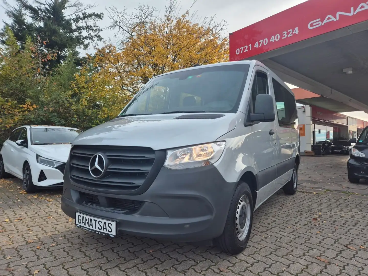 Mercedes-Benz Sprinter III Tourer 214 CDI*9 Sitzer*Navi*BT* Silber - 1