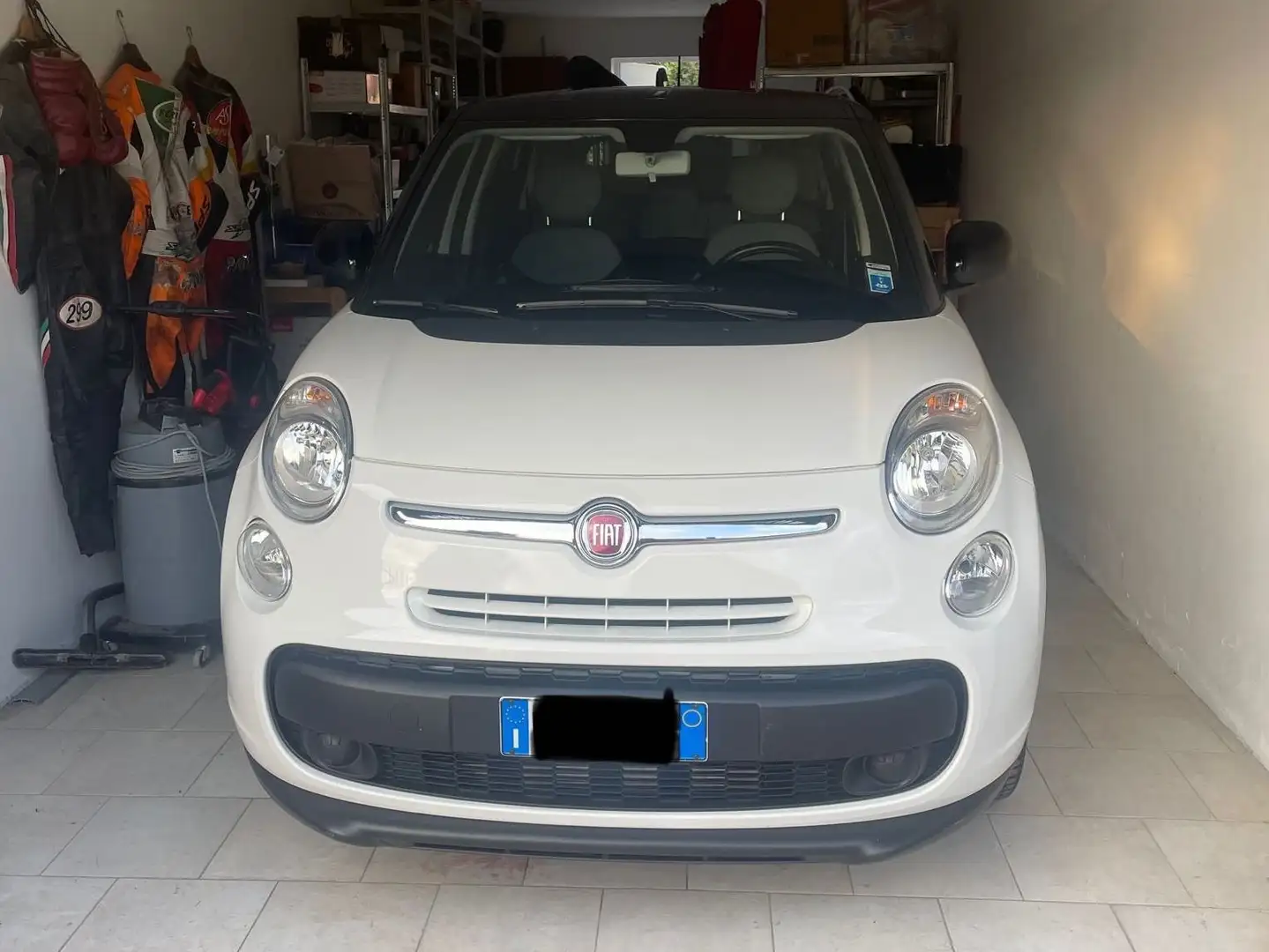 Fiat 500L 500L 0.9 t.air t. natural power Lounge 80cv Bílá - 1