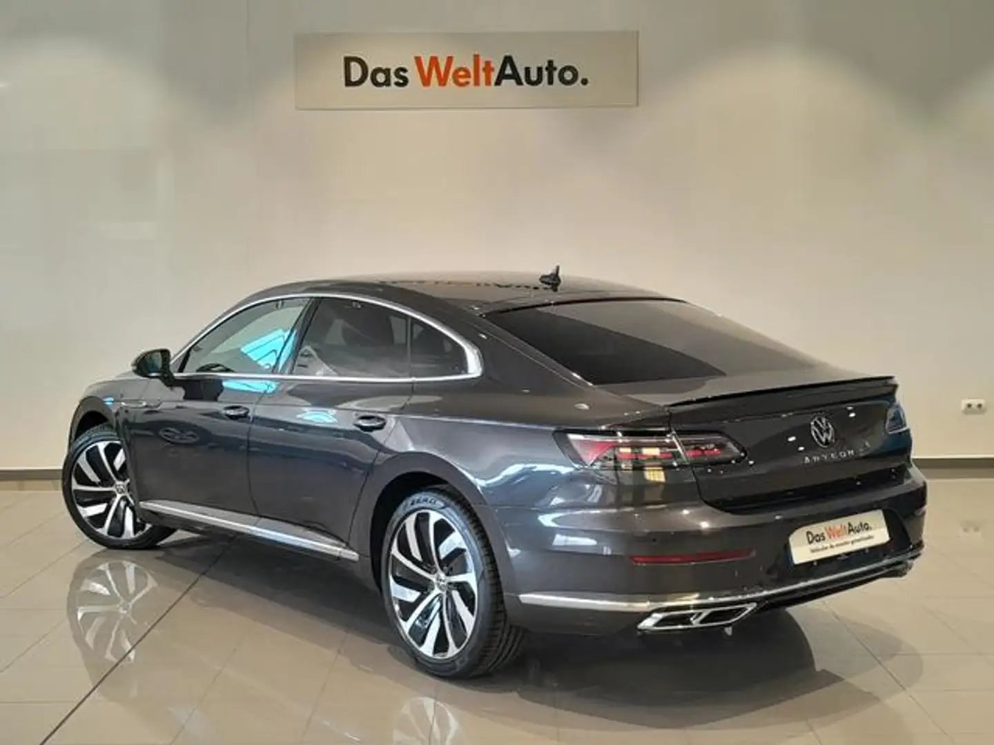 Volkswagen Arteon 2.0TDI R-Line DSG7 110kW Gris - 2