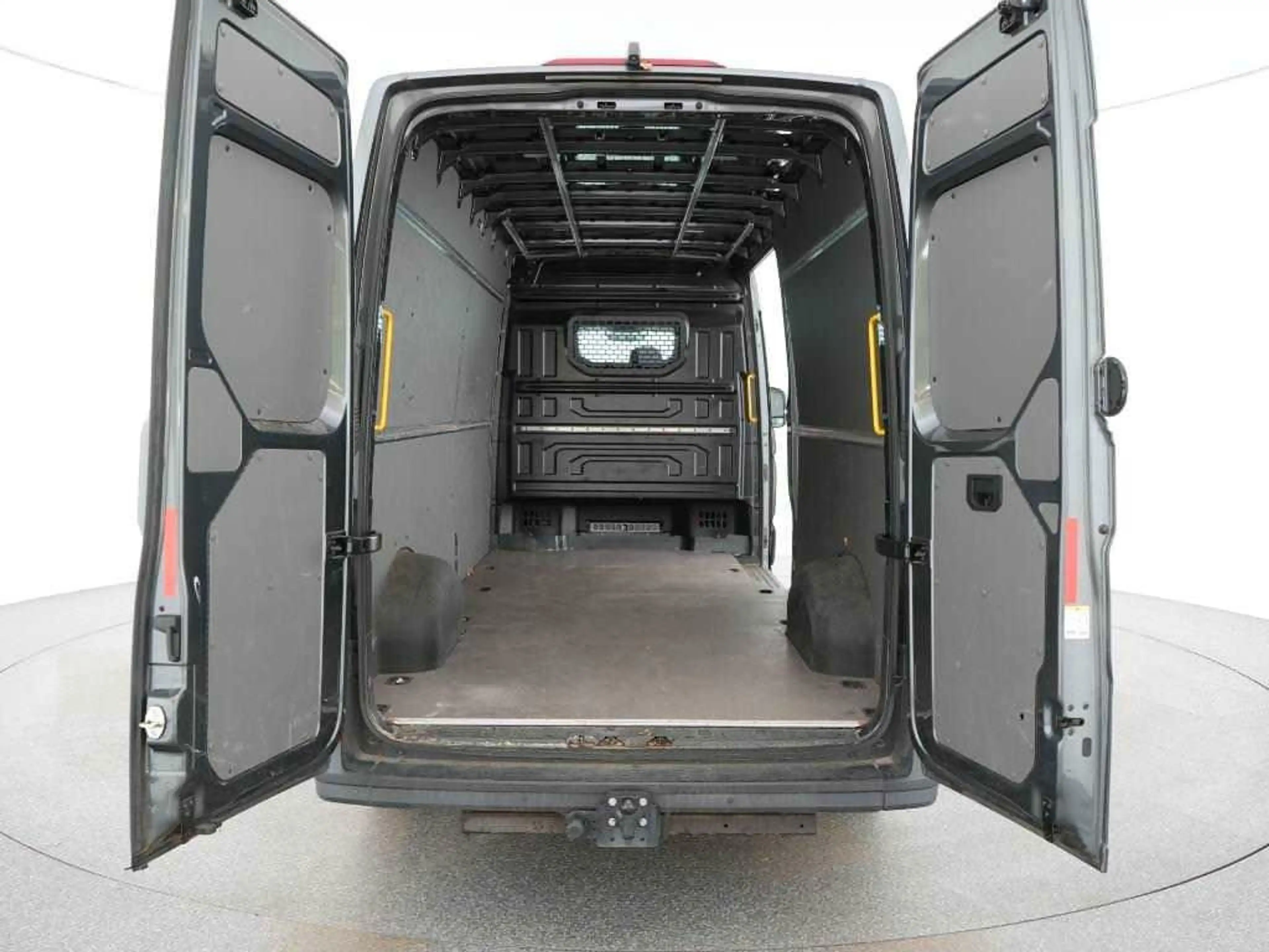 Volkswagen Crafter Kasten 35 LR Hochdach FWD AHK Klimaanl. — photo 6