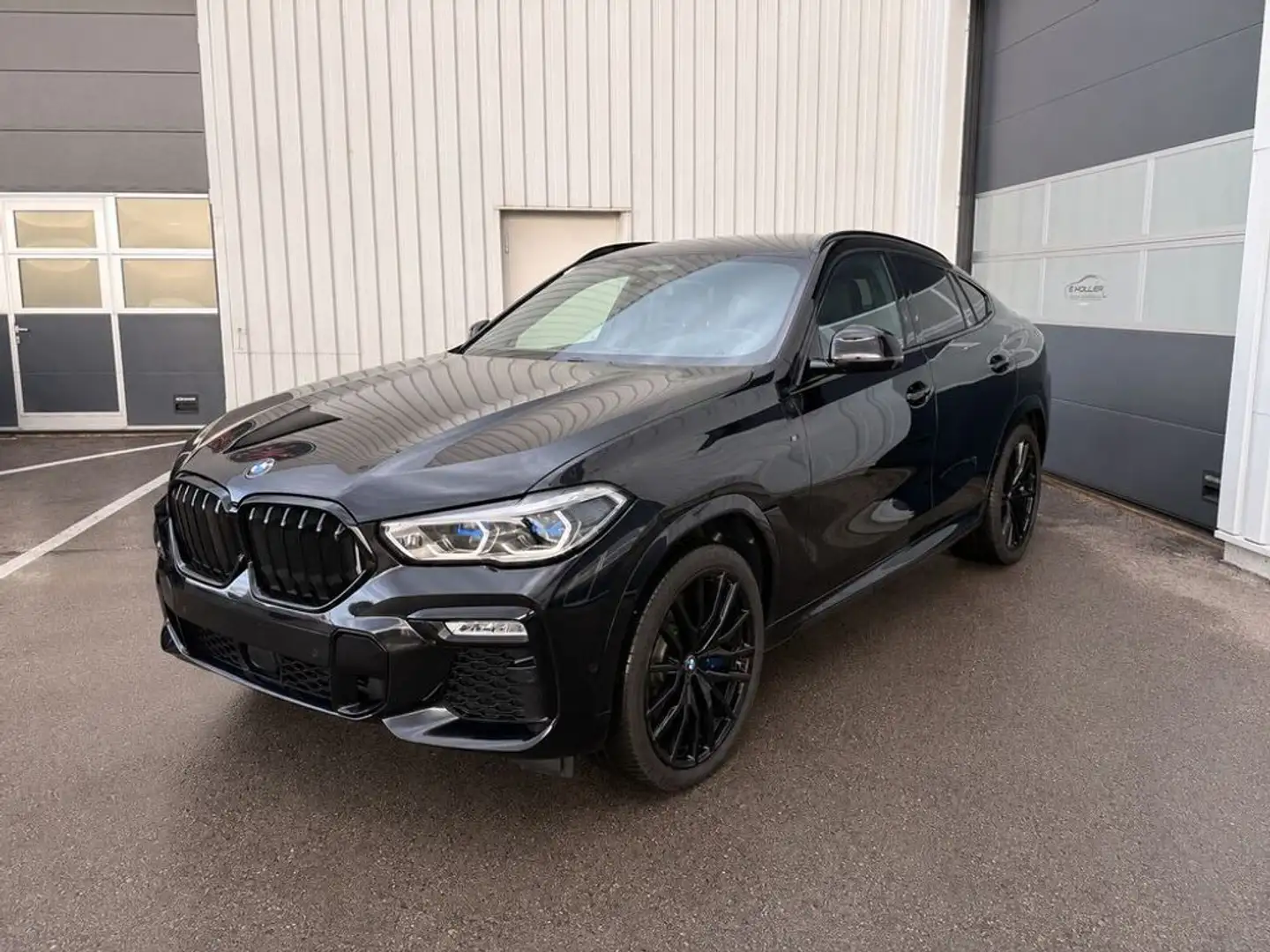 BMW X6 xDrive 40d M-Paket Schwarz - 1