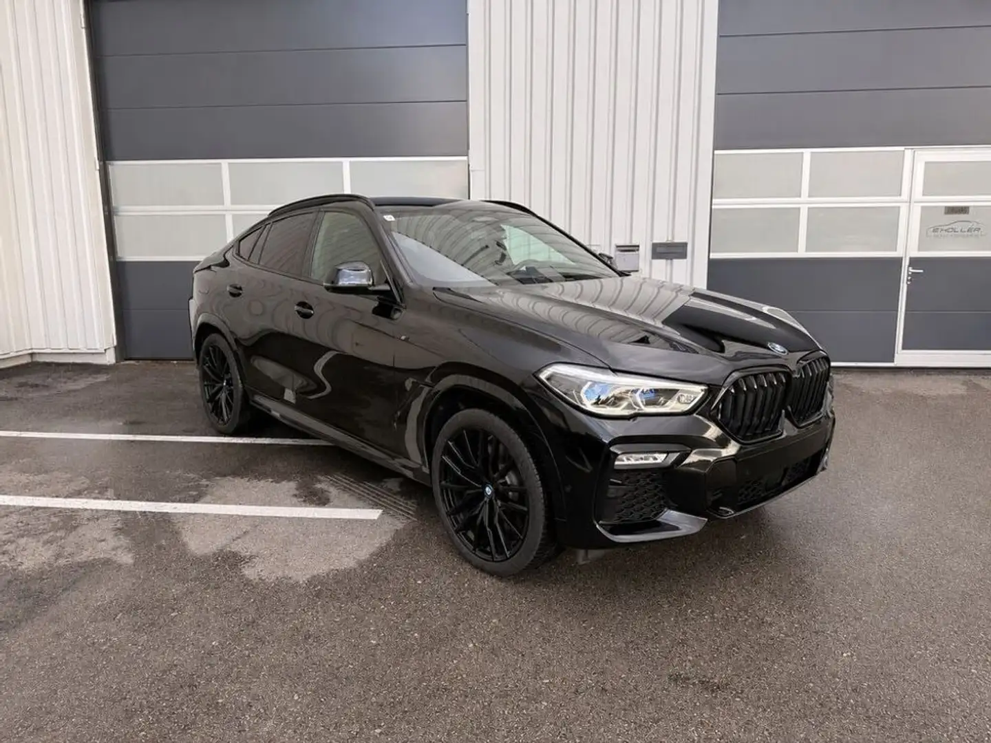 BMW X6 xDrive 40d M-Paket Schwarz - 2